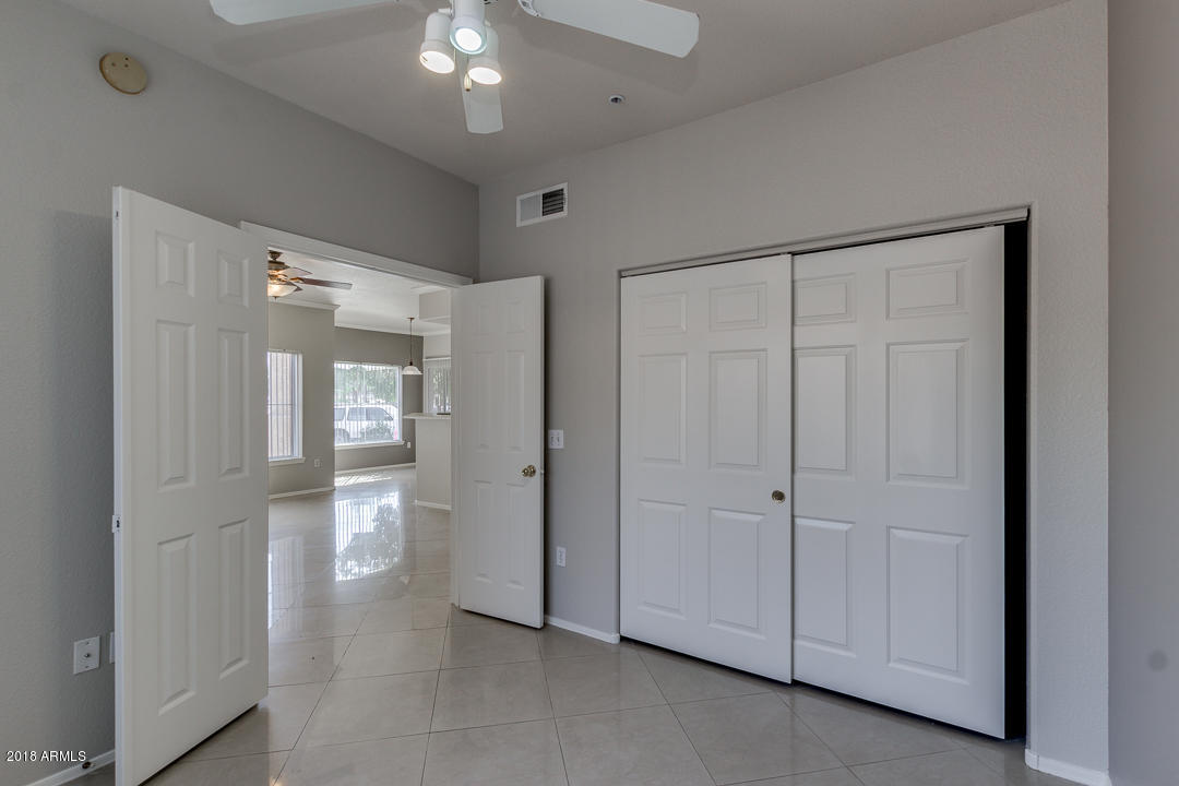 3236 E CHANDLER Boulevard, 1073