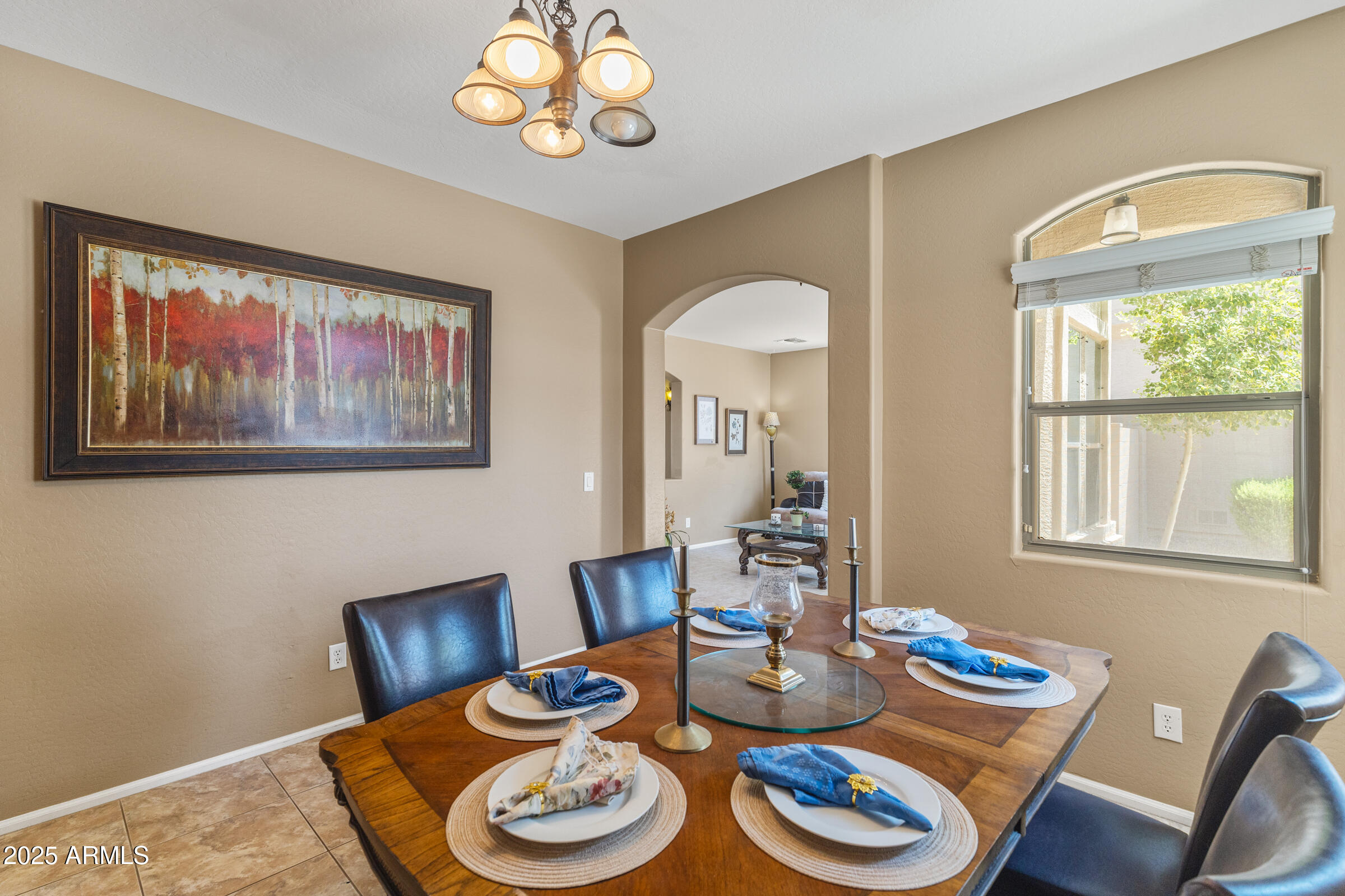 780 W HOLSTEIN Trail