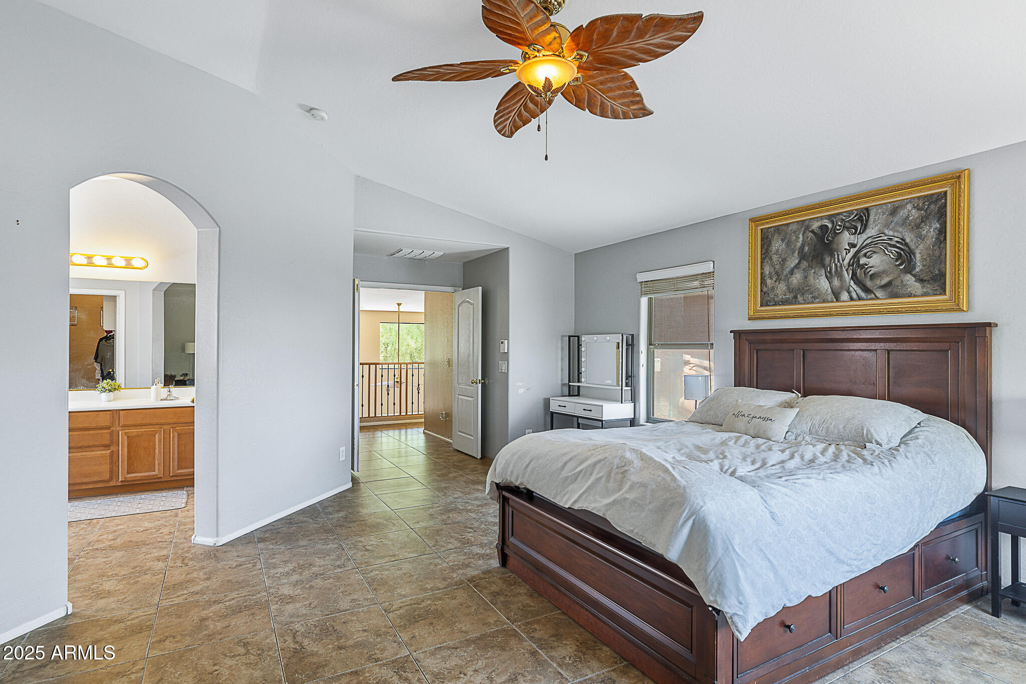 780 W HOLSTEIN Trail