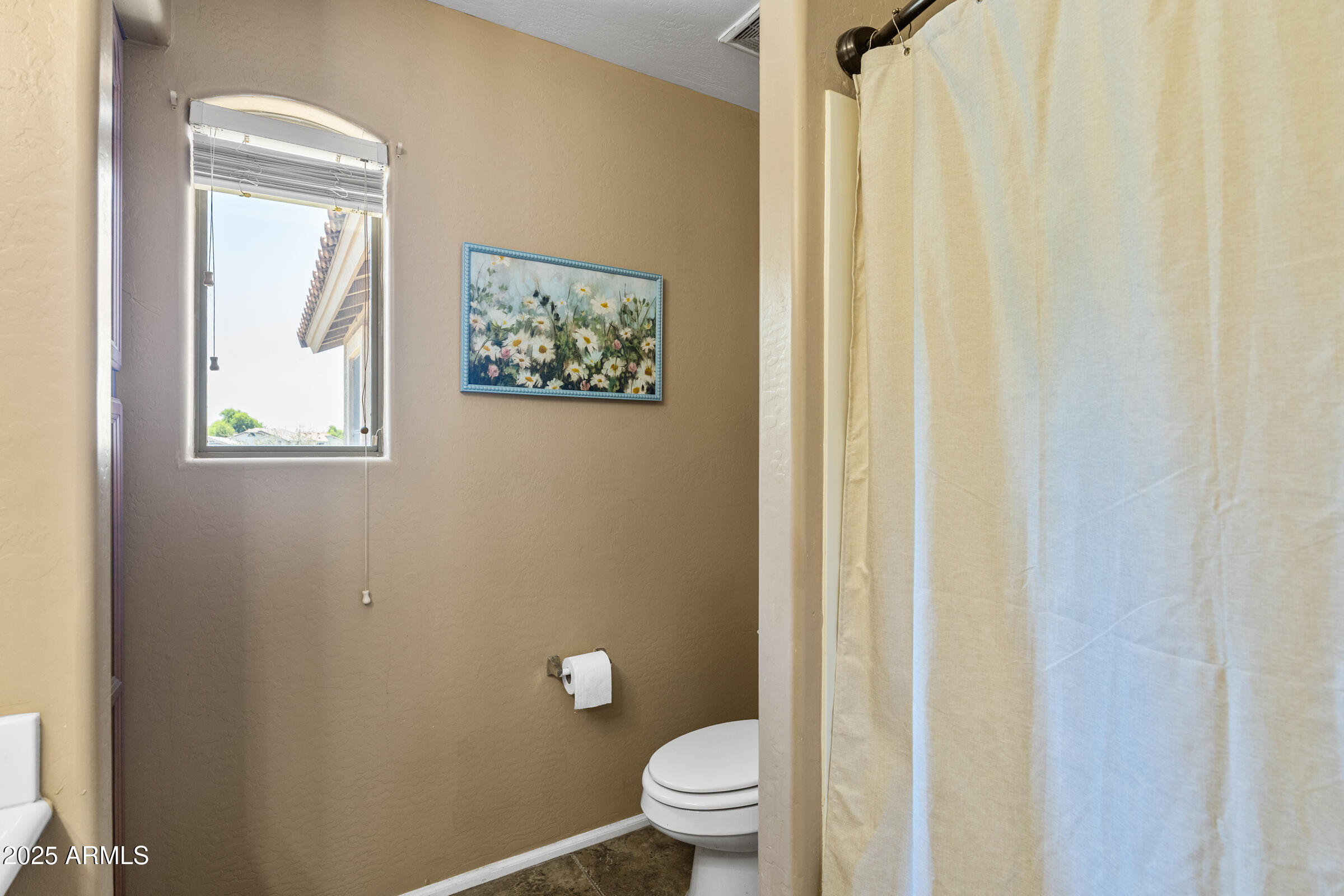 780 W HOLSTEIN Trail