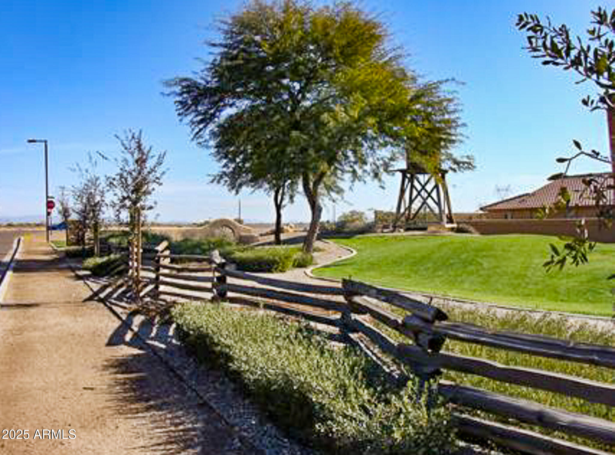 780 W HOLSTEIN Trail