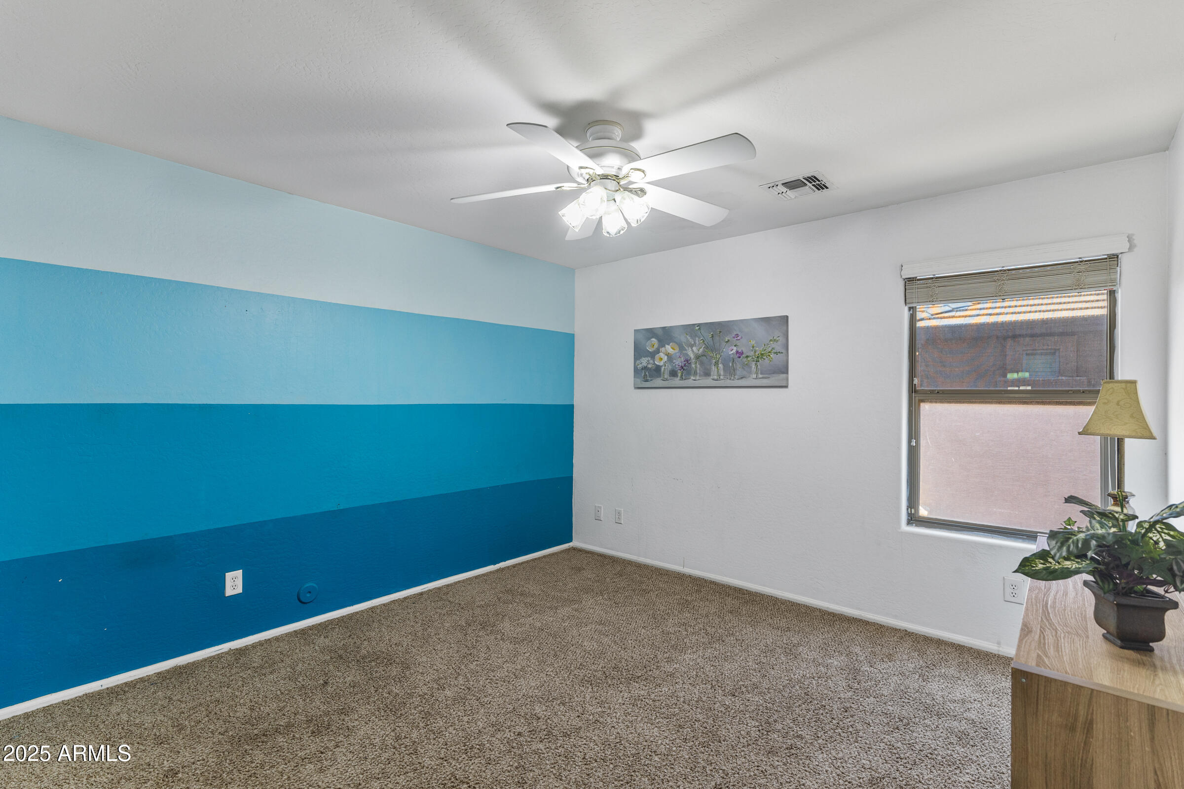780 W HOLSTEIN Trail