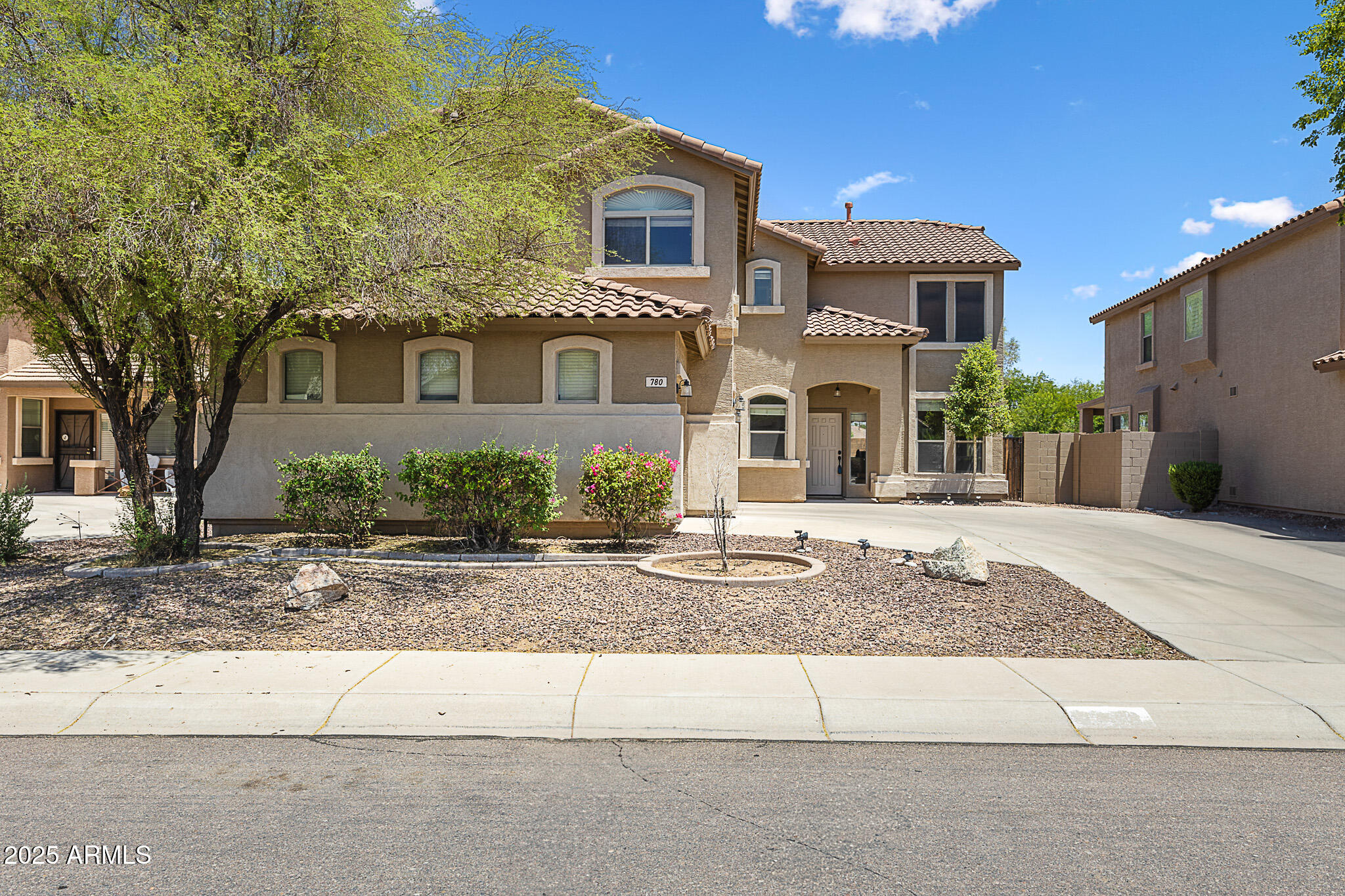 780 W HOLSTEIN Trail
