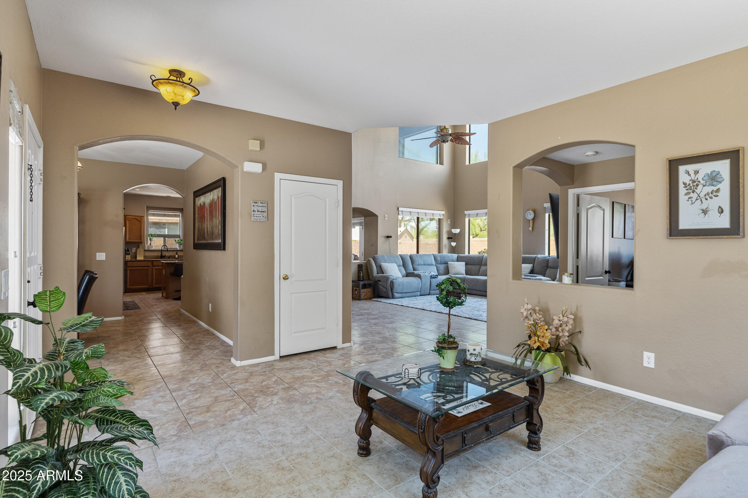 780 W HOLSTEIN Trail