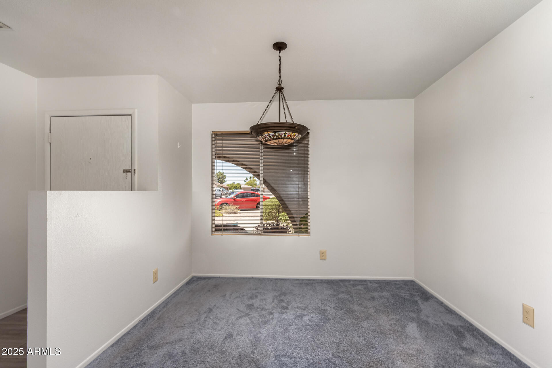 2717 W MEDINA Avenue