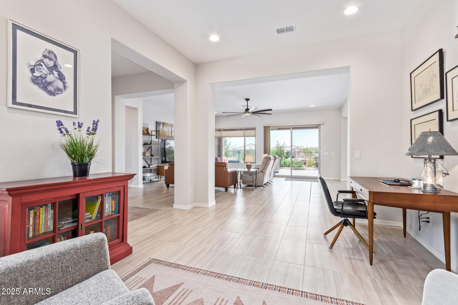 4537 N PRESIDENTIAL Drive