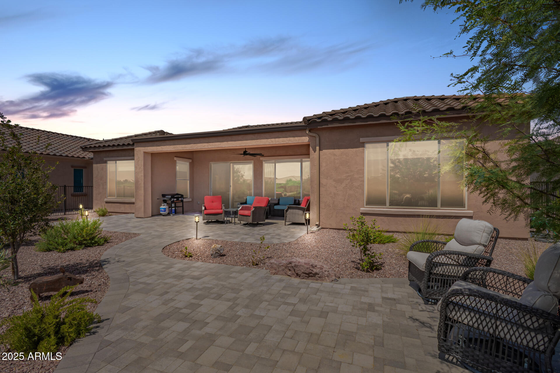 4537 N PRESIDENTIAL Drive