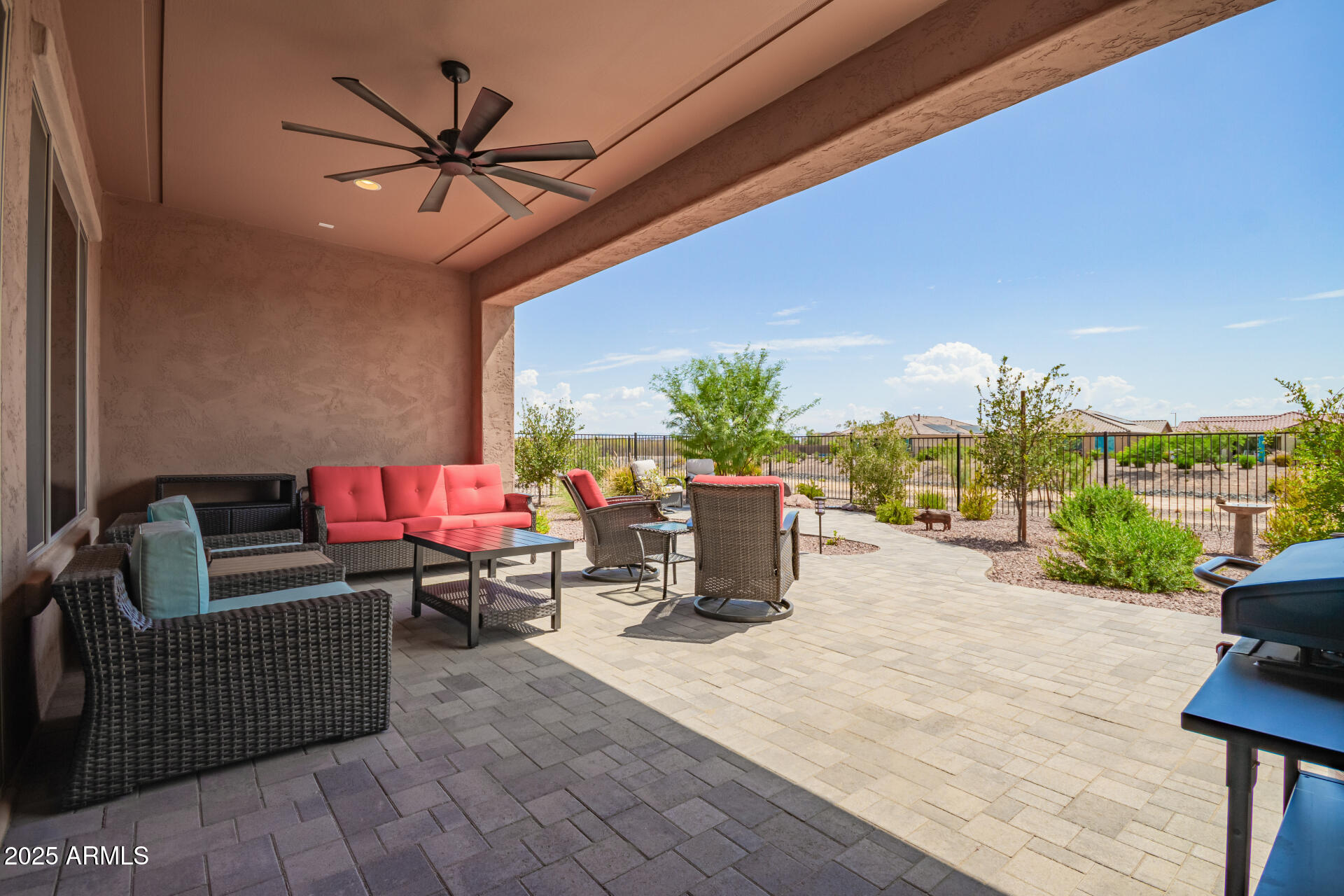 4537 N PRESIDENTIAL Drive