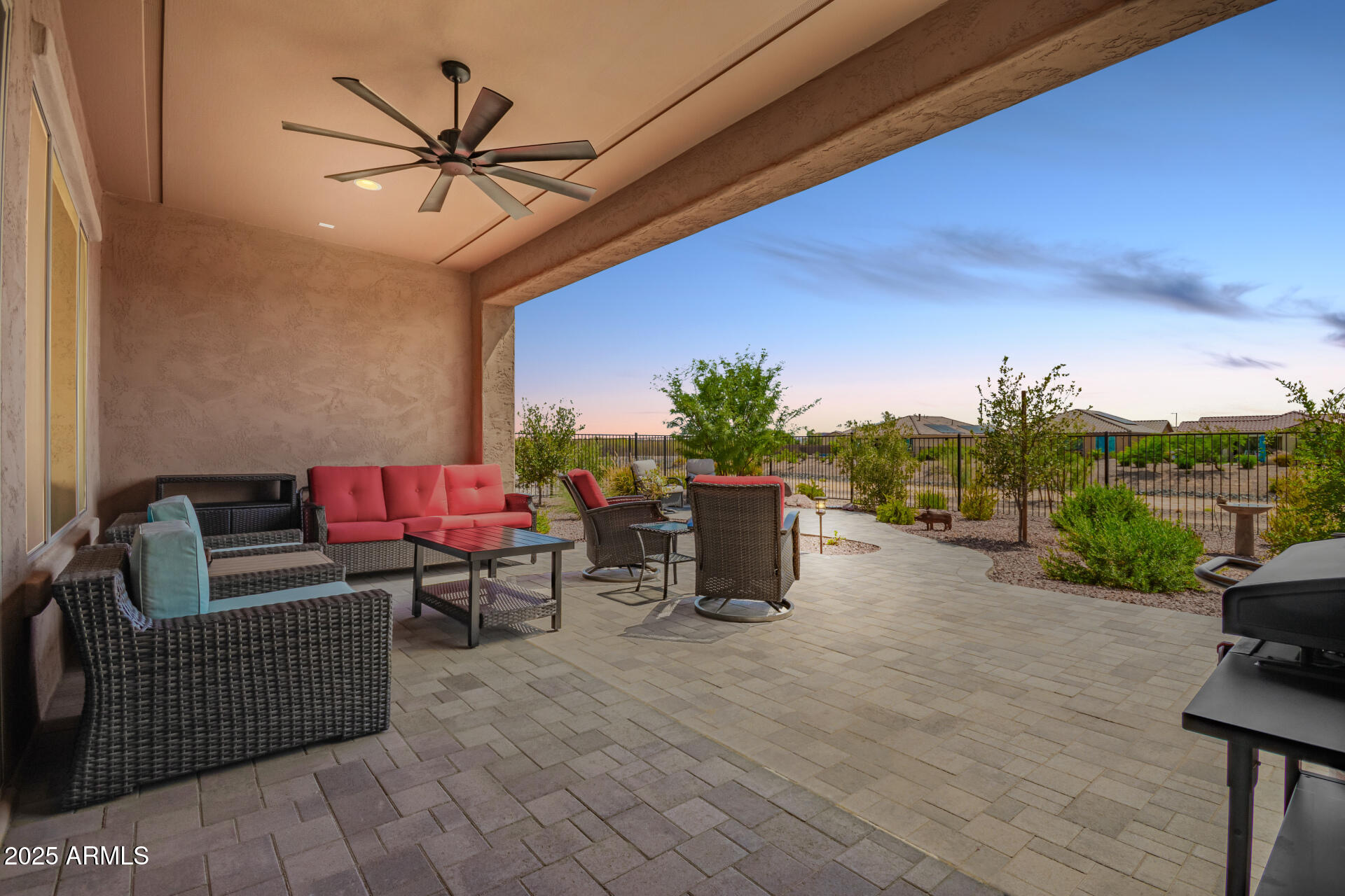 4537 N PRESIDENTIAL Drive