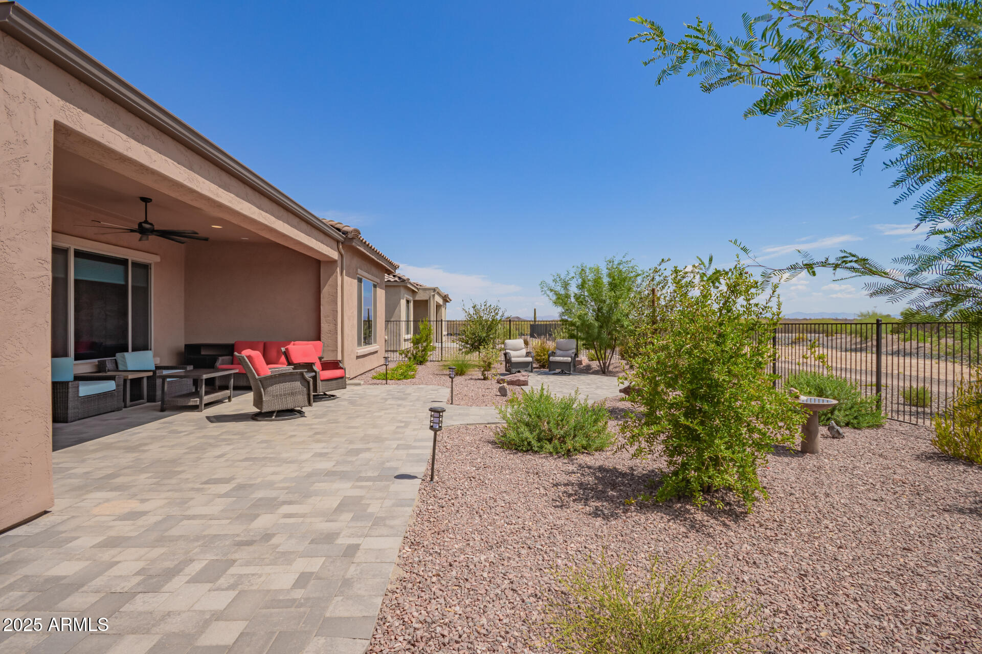 4537 N PRESIDENTIAL Drive