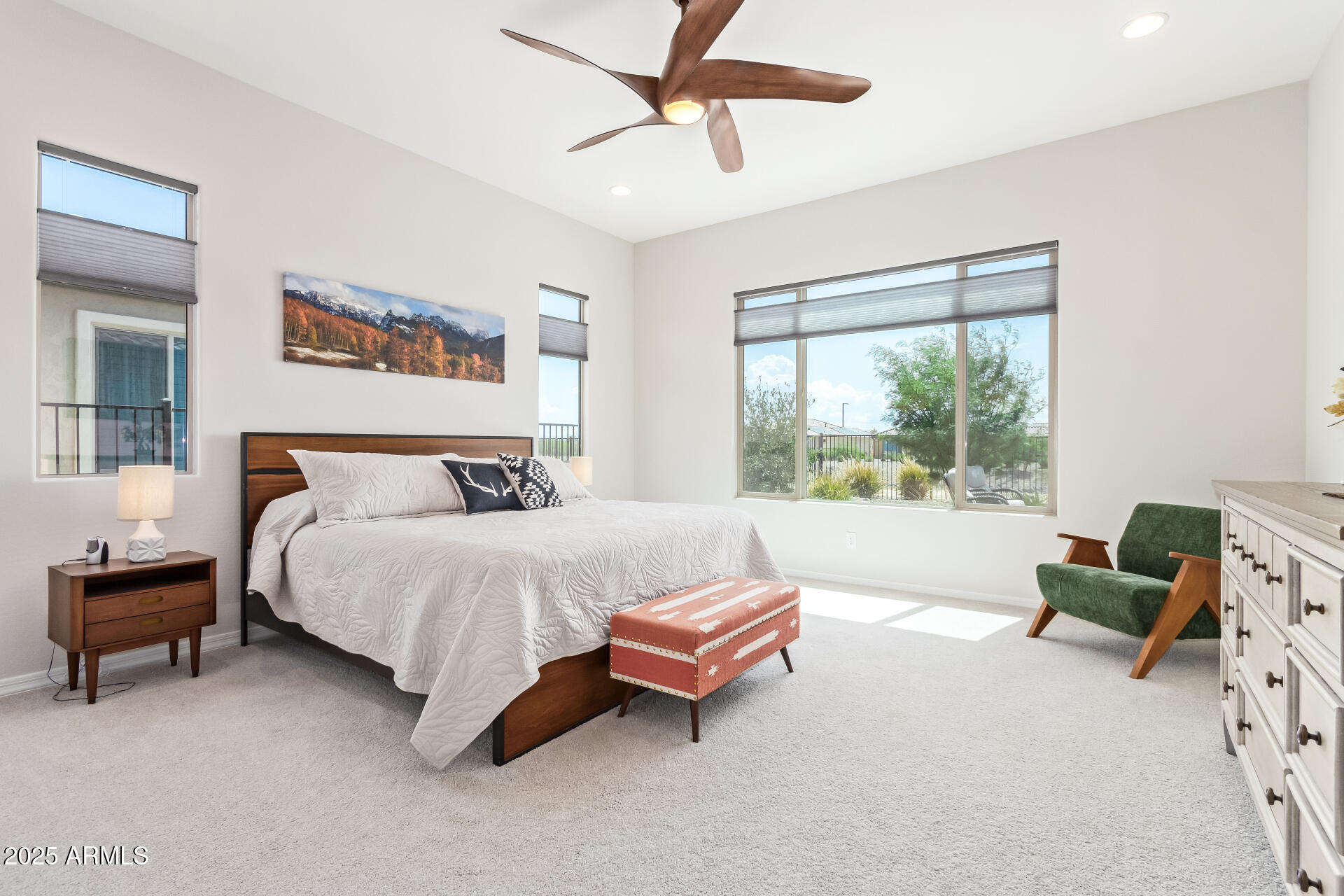 4537 N PRESIDENTIAL Drive