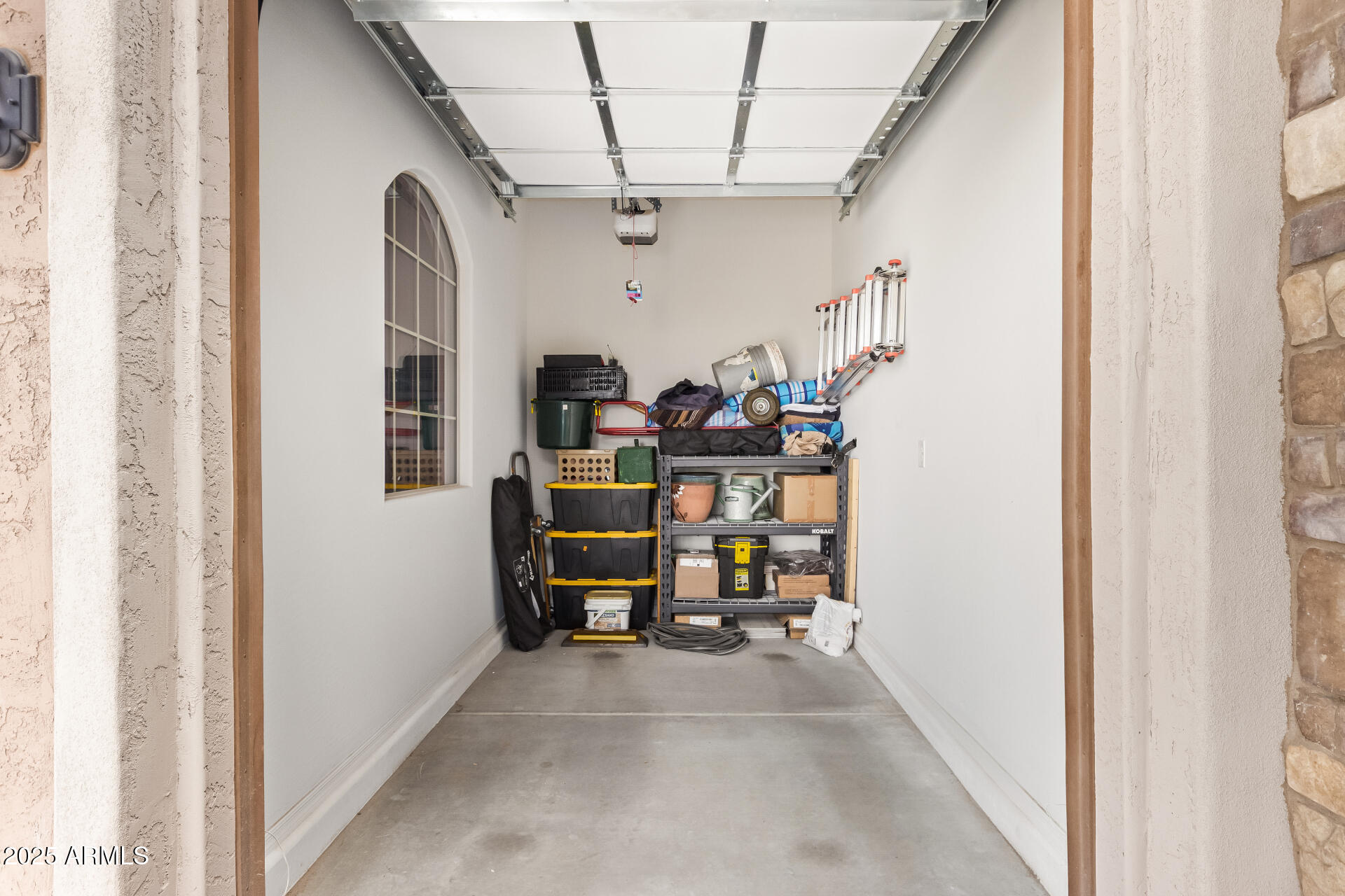 4537 N PRESIDENTIAL Drive