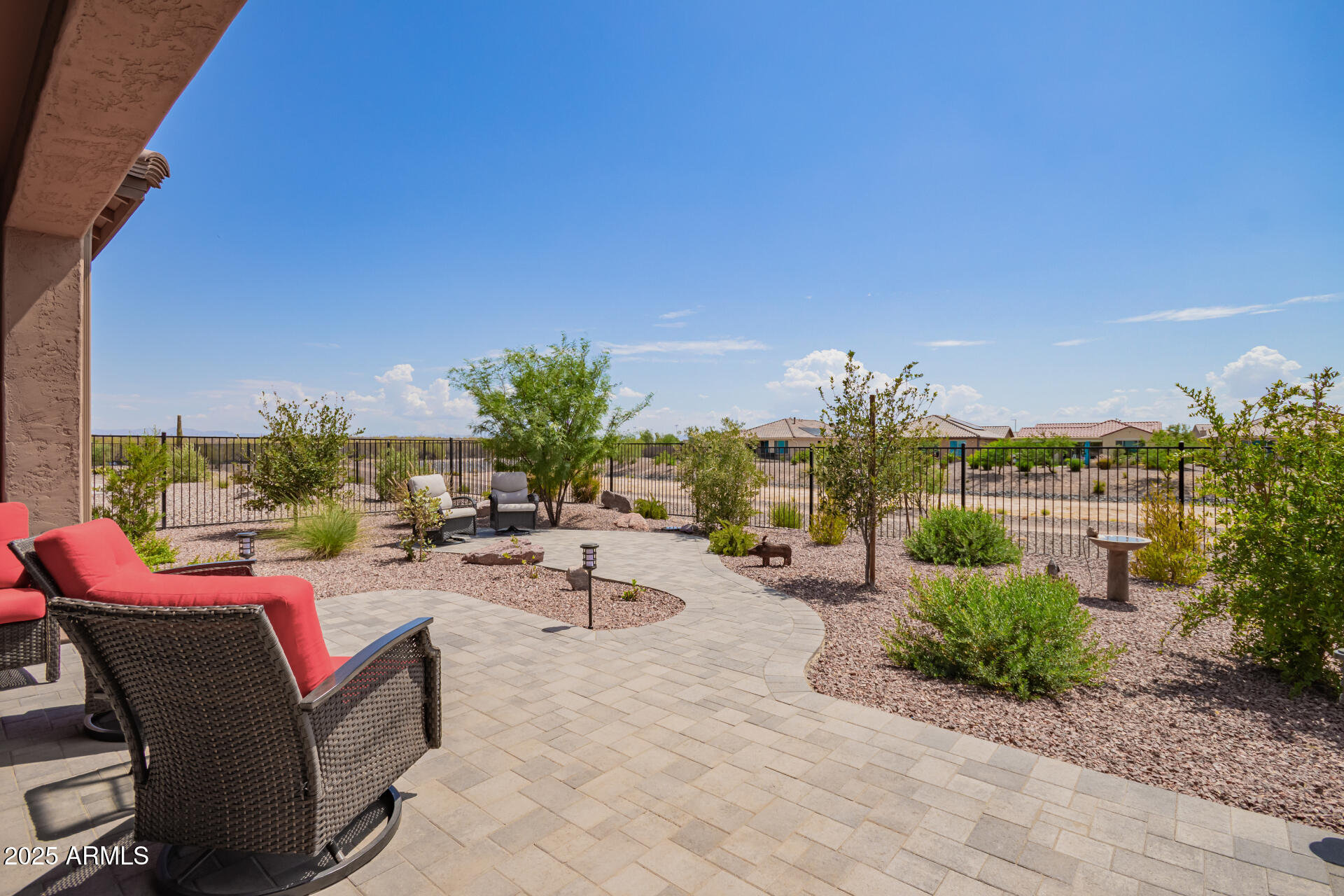 4537 N PRESIDENTIAL Drive