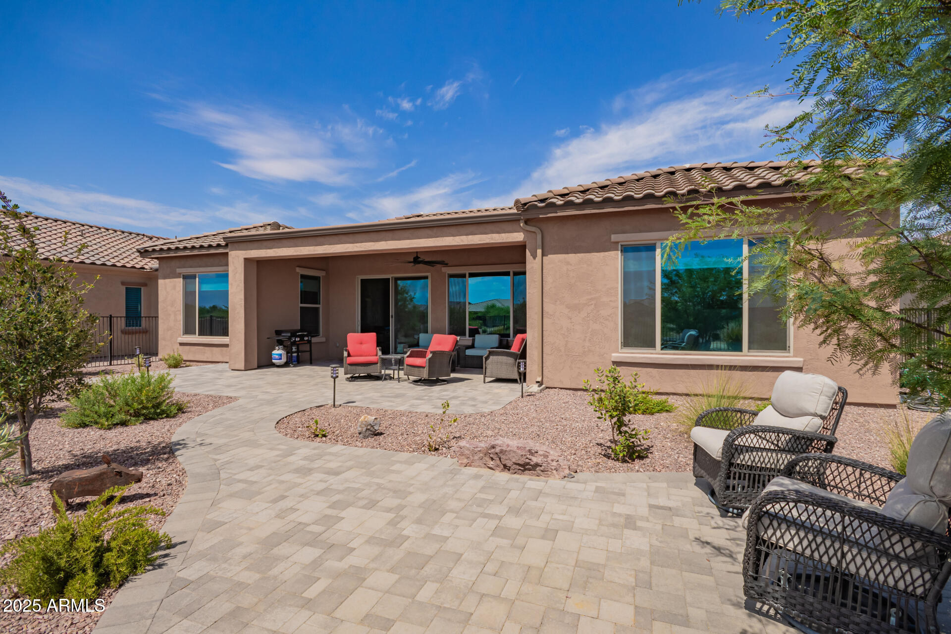 4537 N PRESIDENTIAL Drive