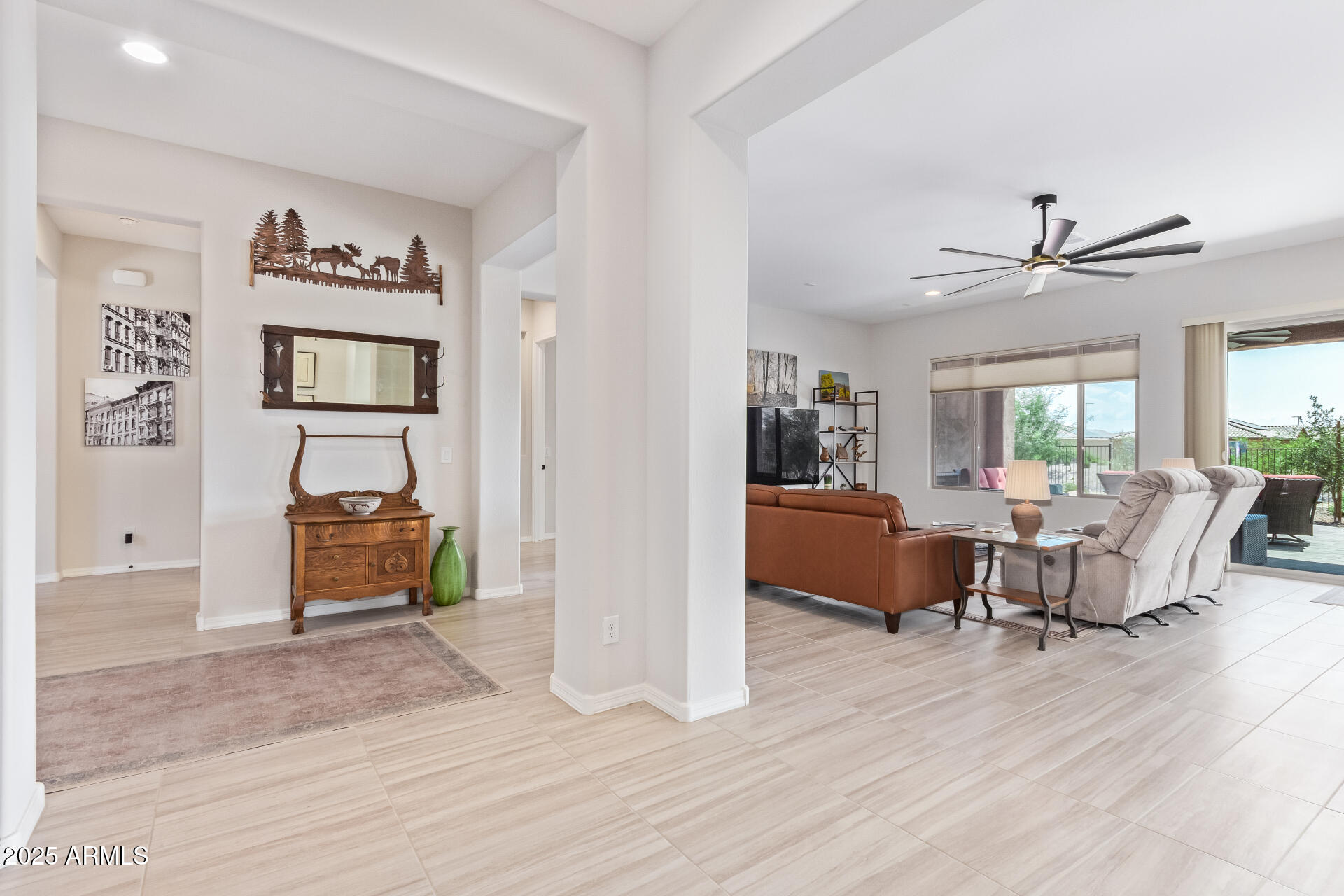 4537 N PRESIDENTIAL Drive