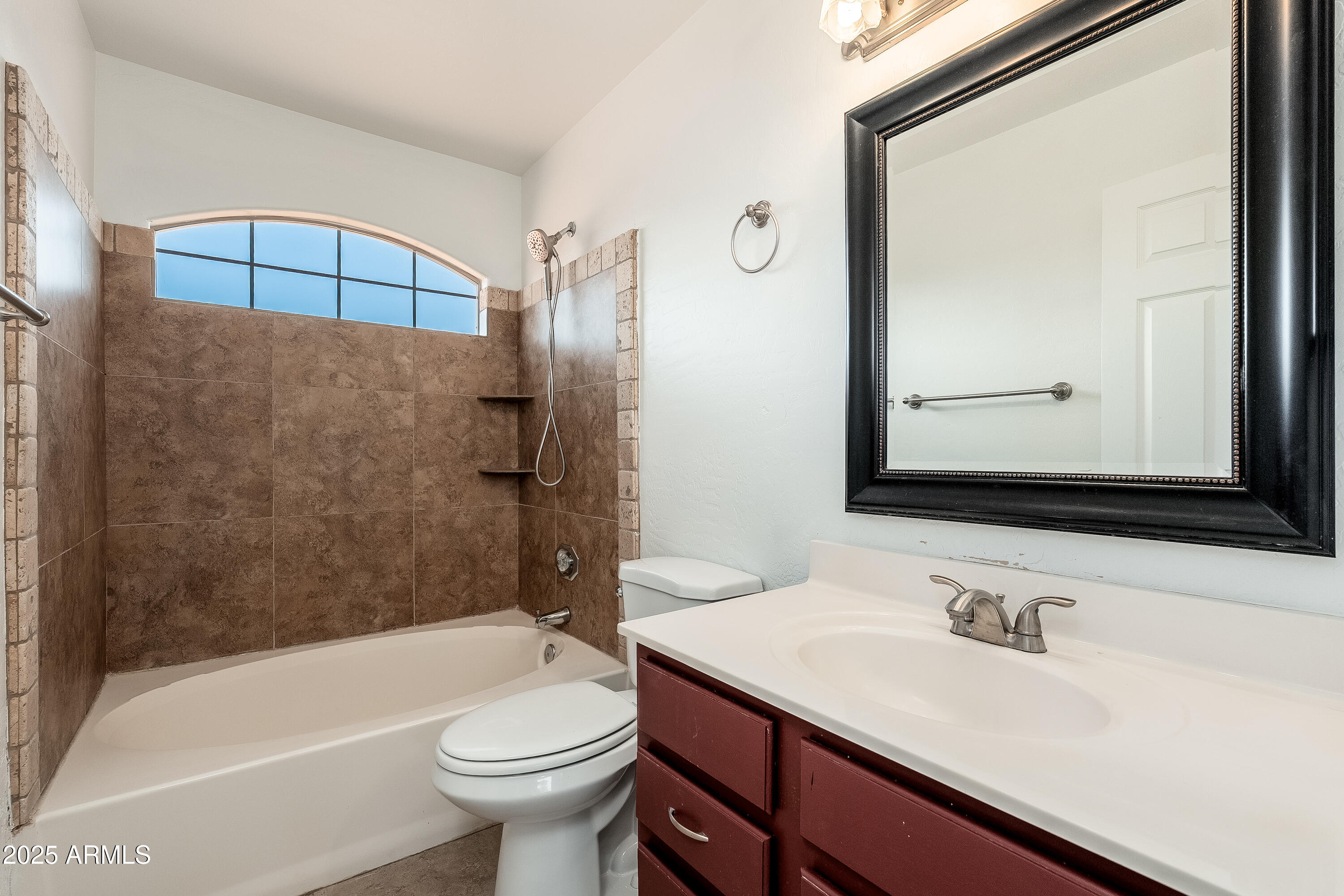 1770 W MULBERRY Drive