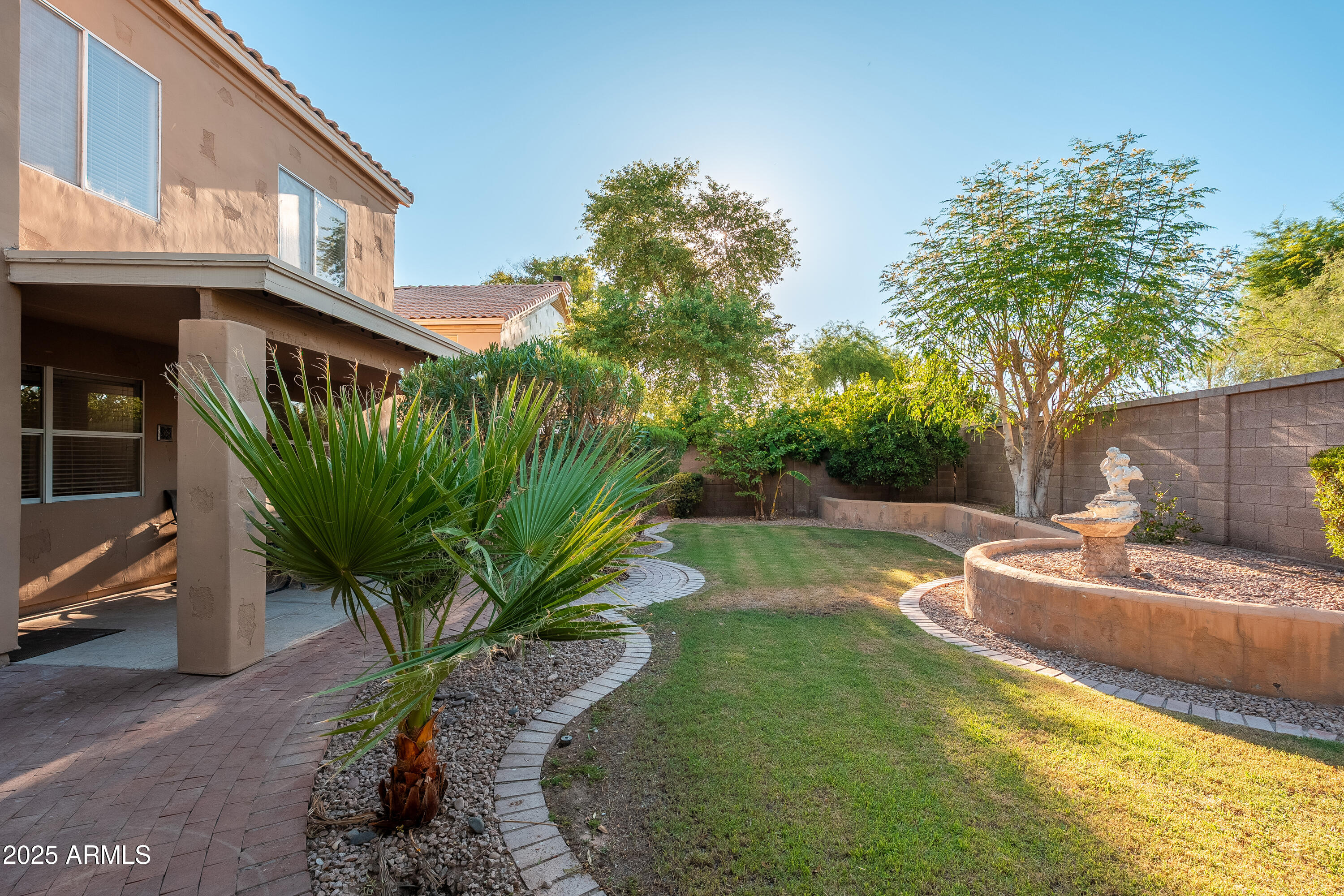 1770 W MULBERRY Drive