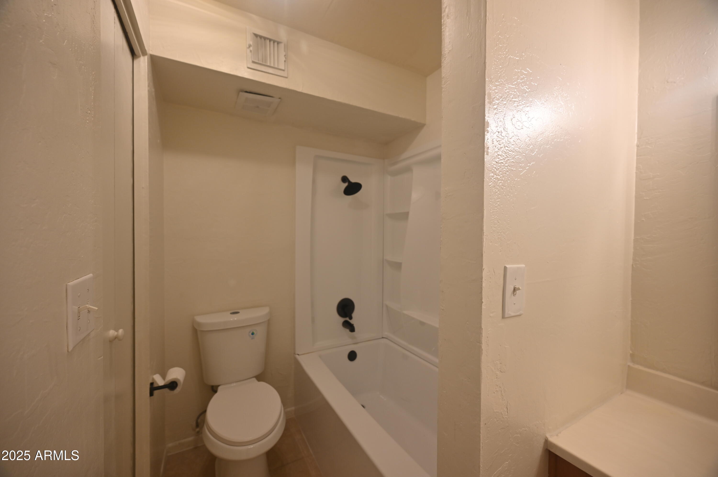 16602 N 25TH Street, 110