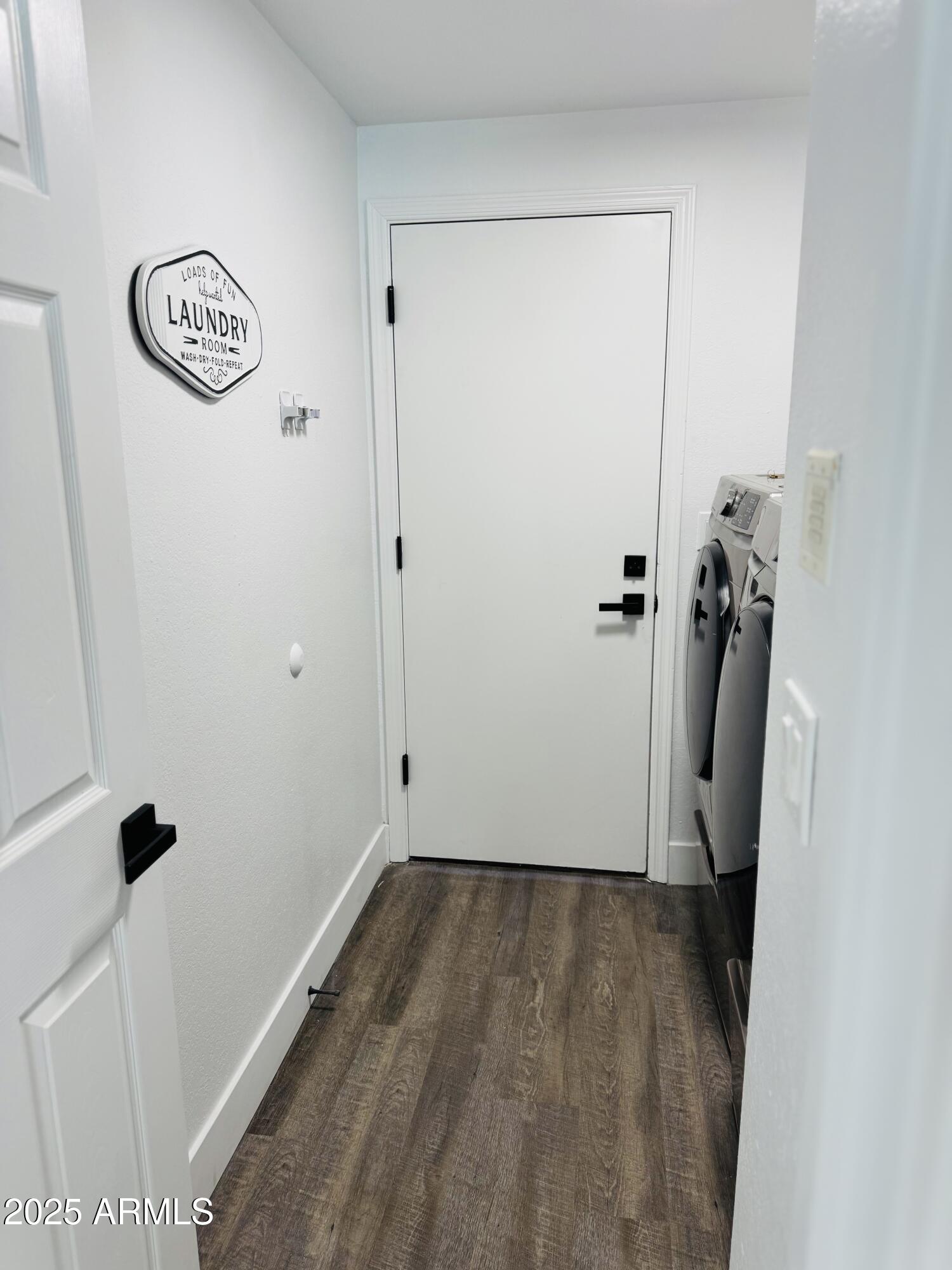 2247 W HIGHLAND Street