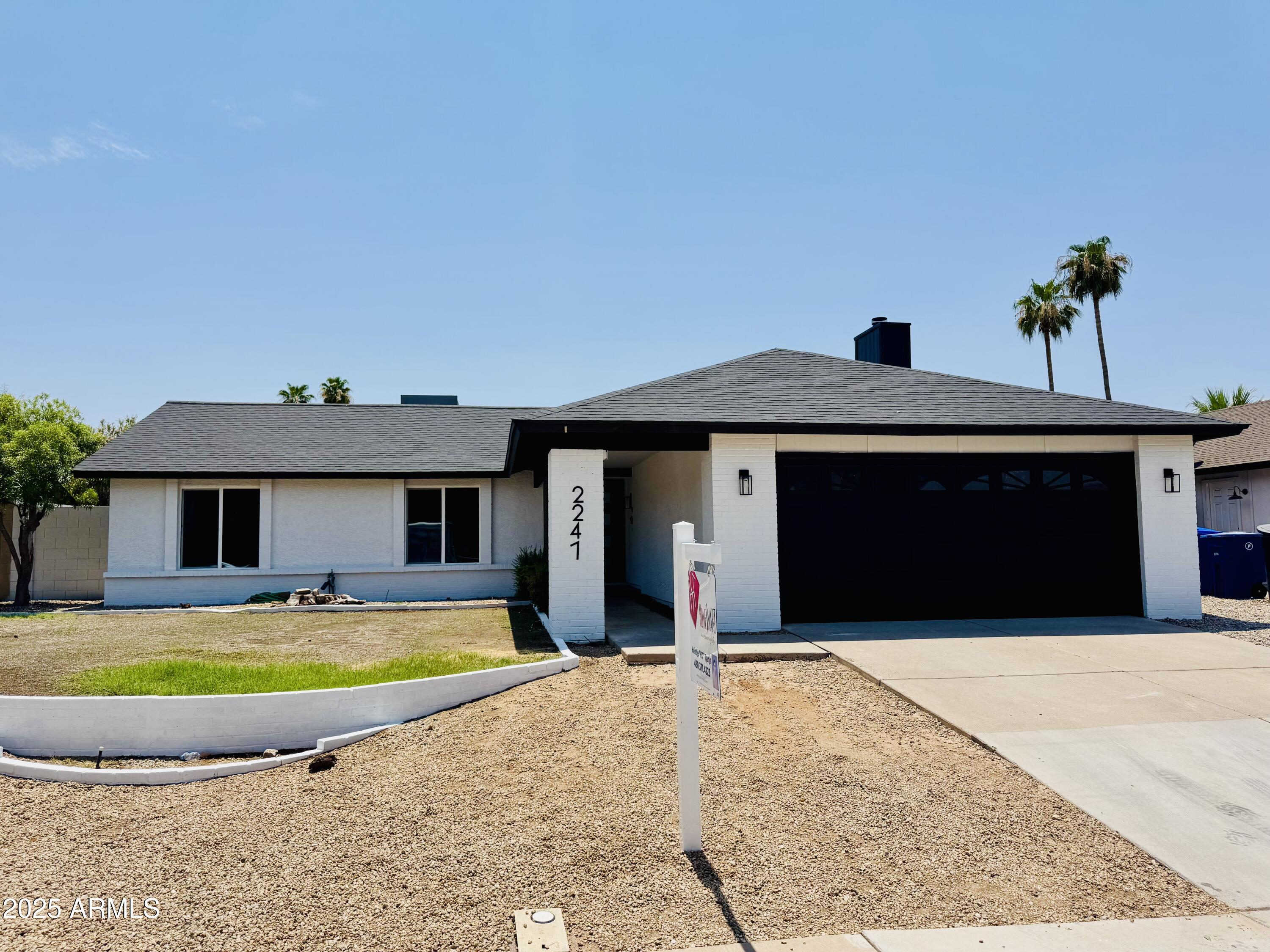 2247 W HIGHLAND Street