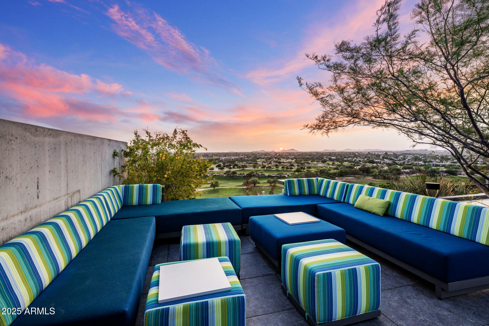 7120 E Kierland Boulevard, 620