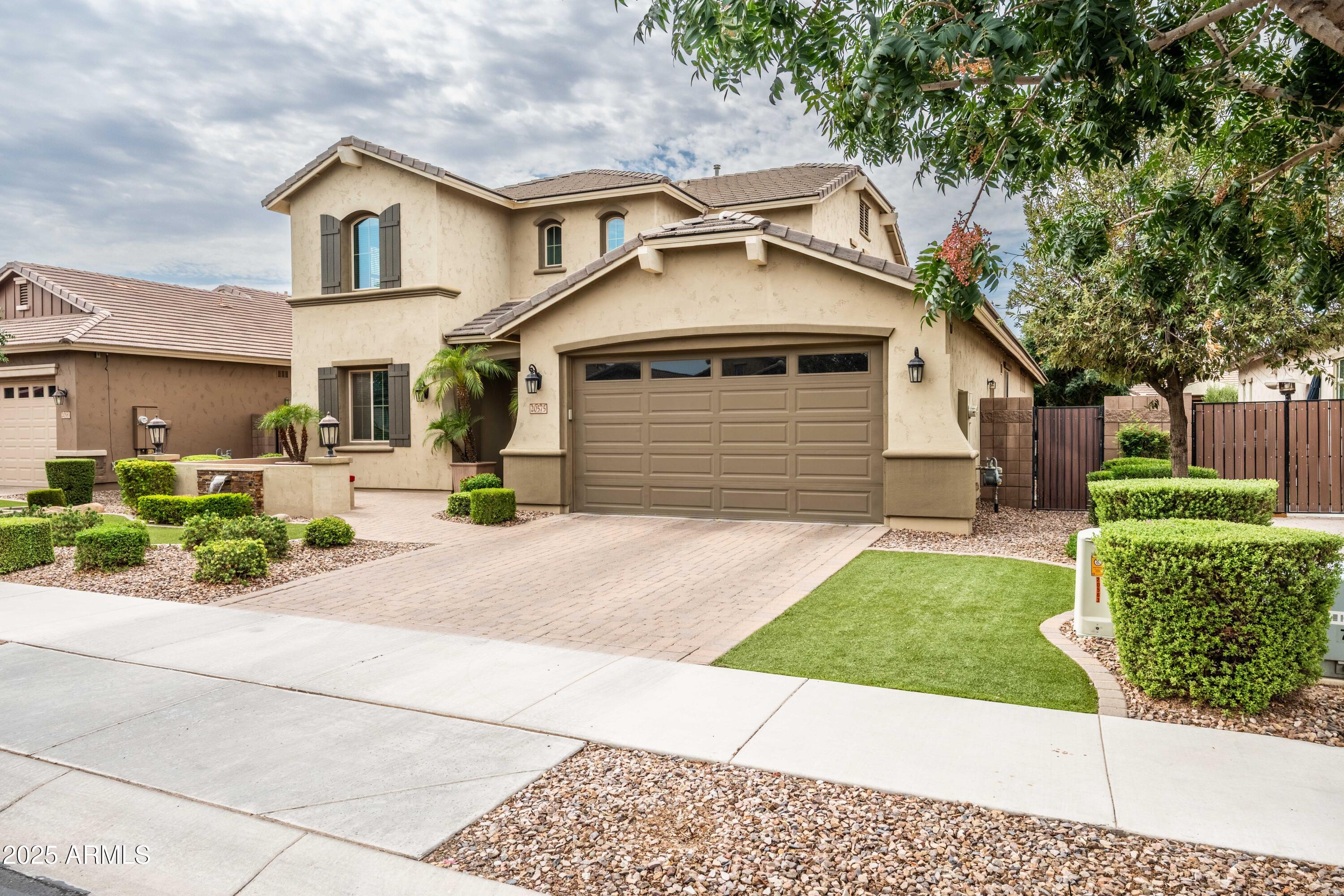 20575 E MOCKINGBIRD Drive