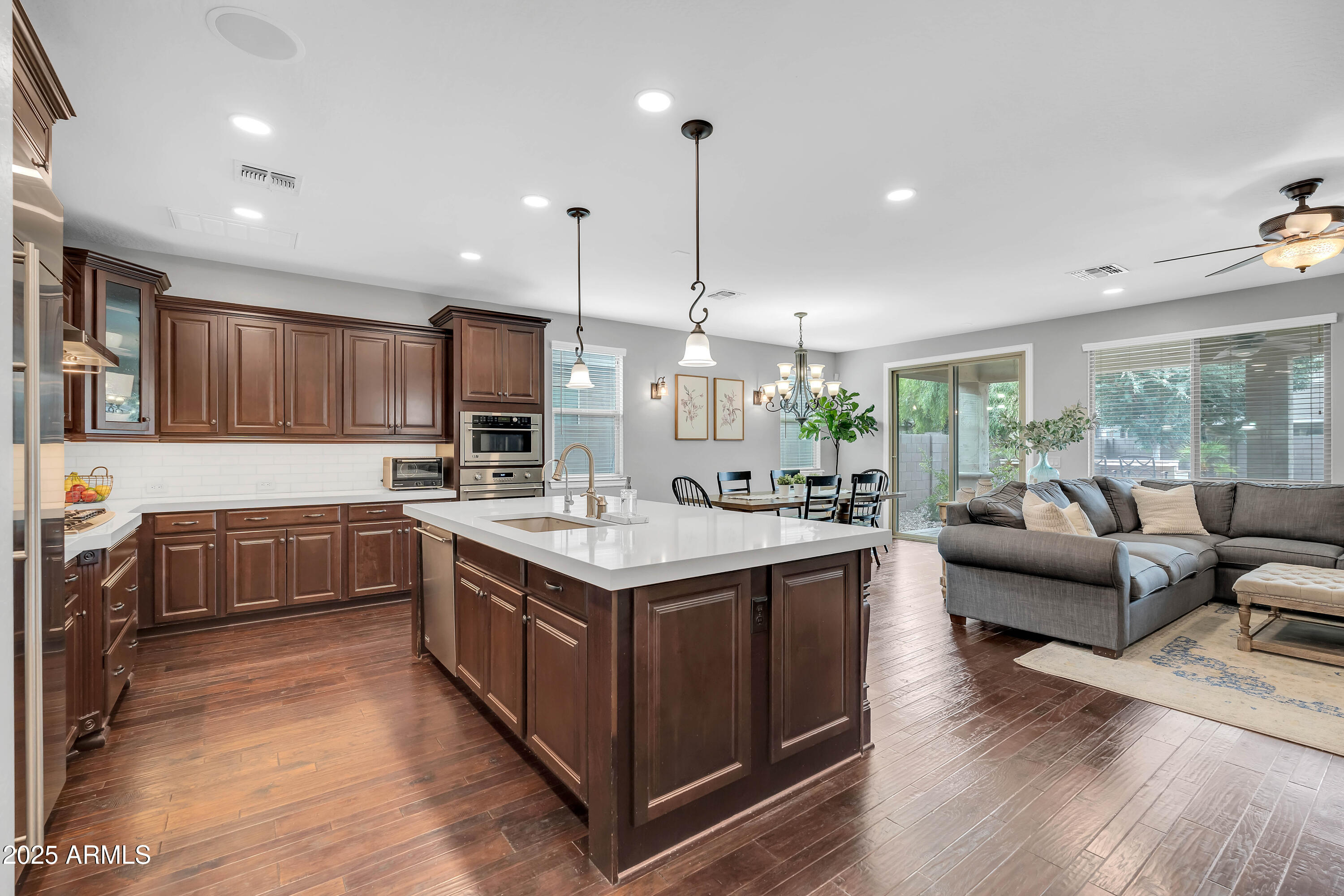 20575 E MOCKINGBIRD Drive