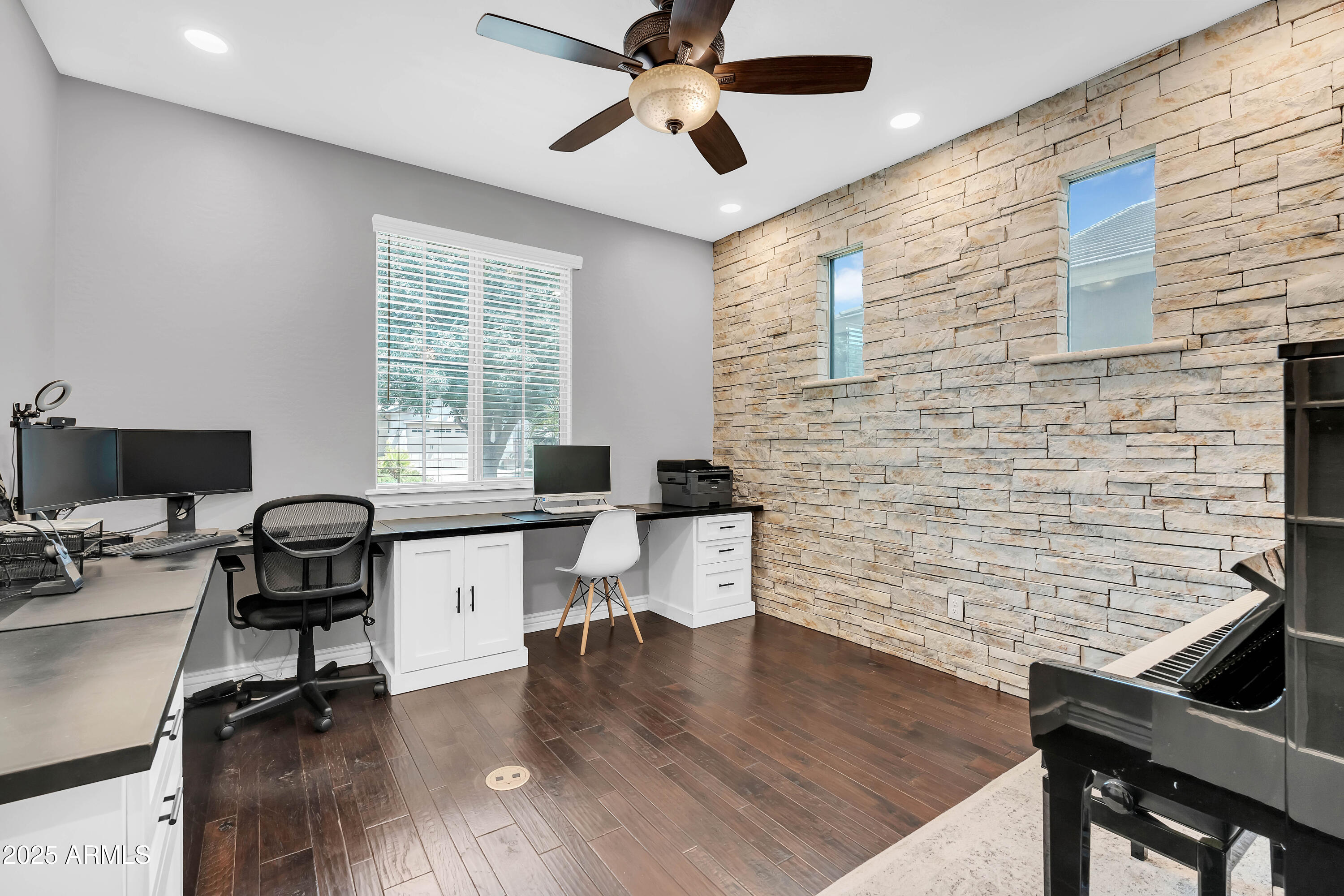 20575 E MOCKINGBIRD Drive