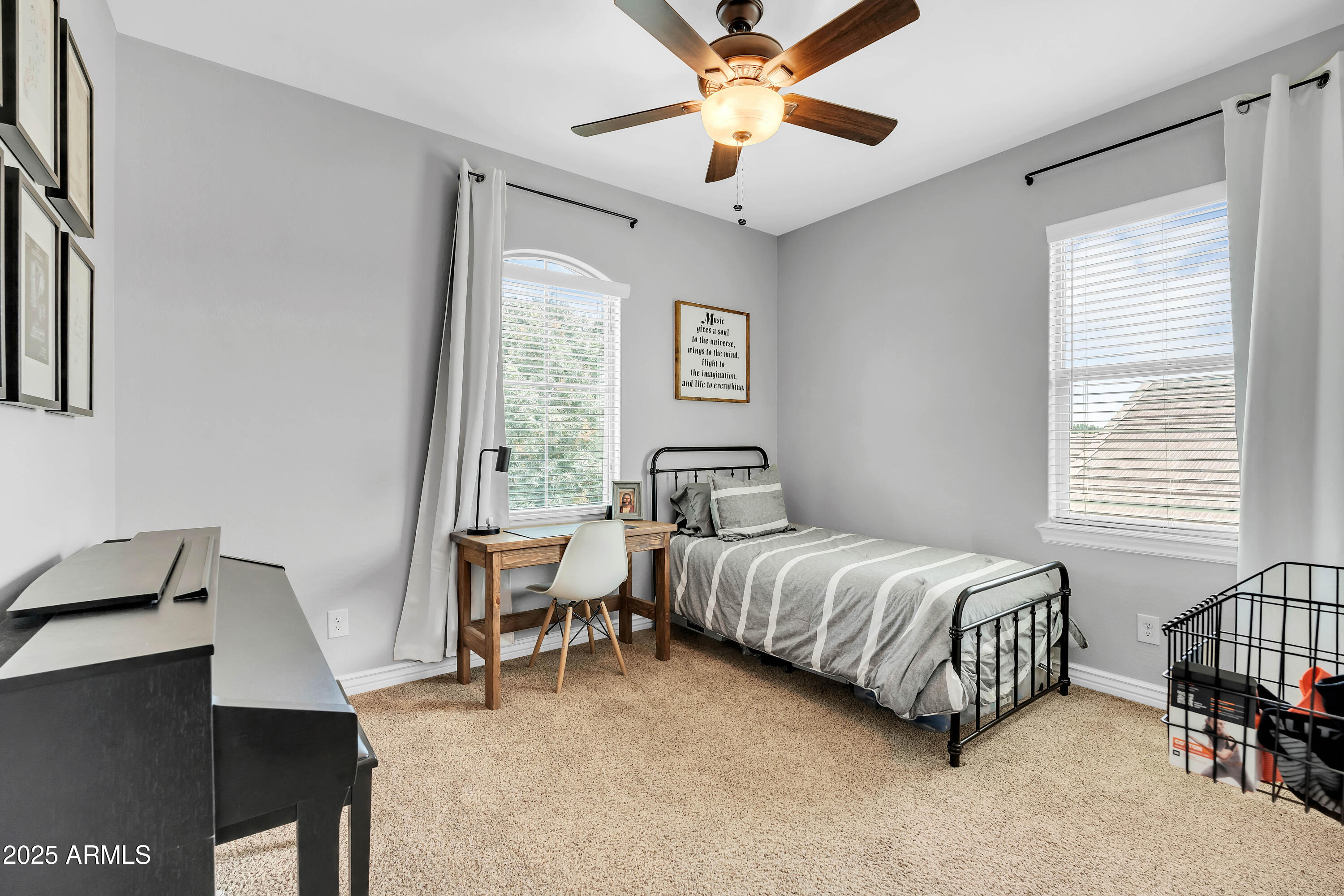 20575 E MOCKINGBIRD Drive