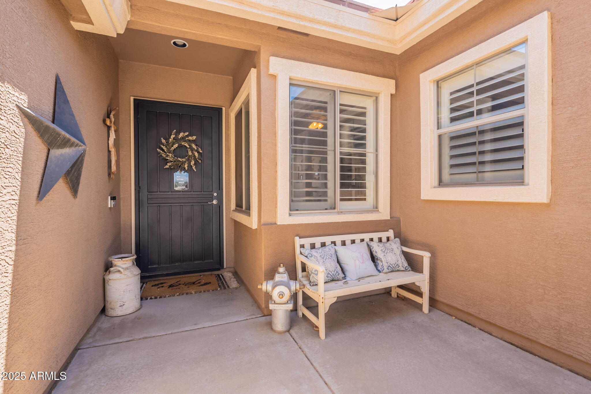 3141 E JUANITA Avenue