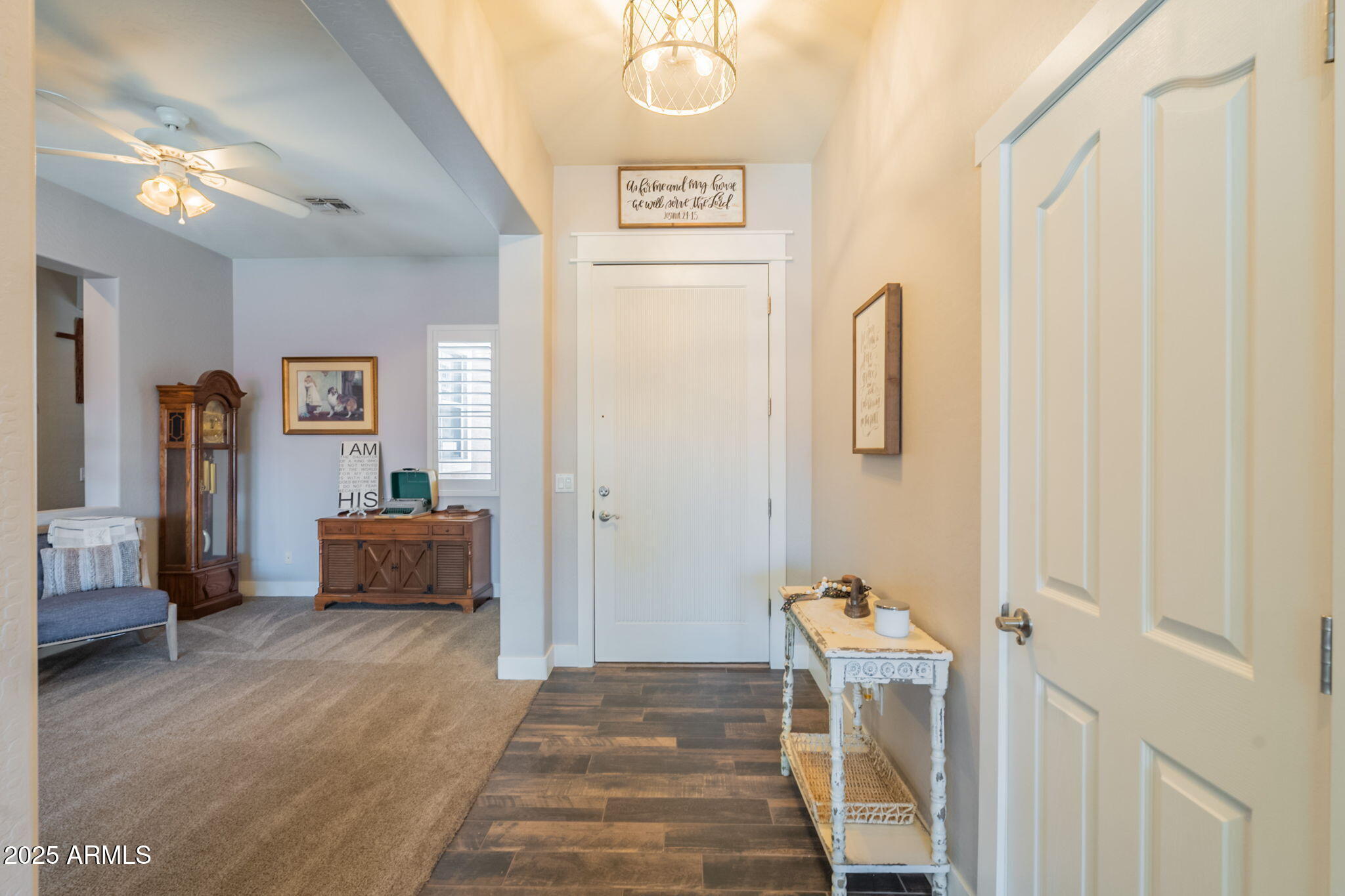 3141 E JUANITA Avenue