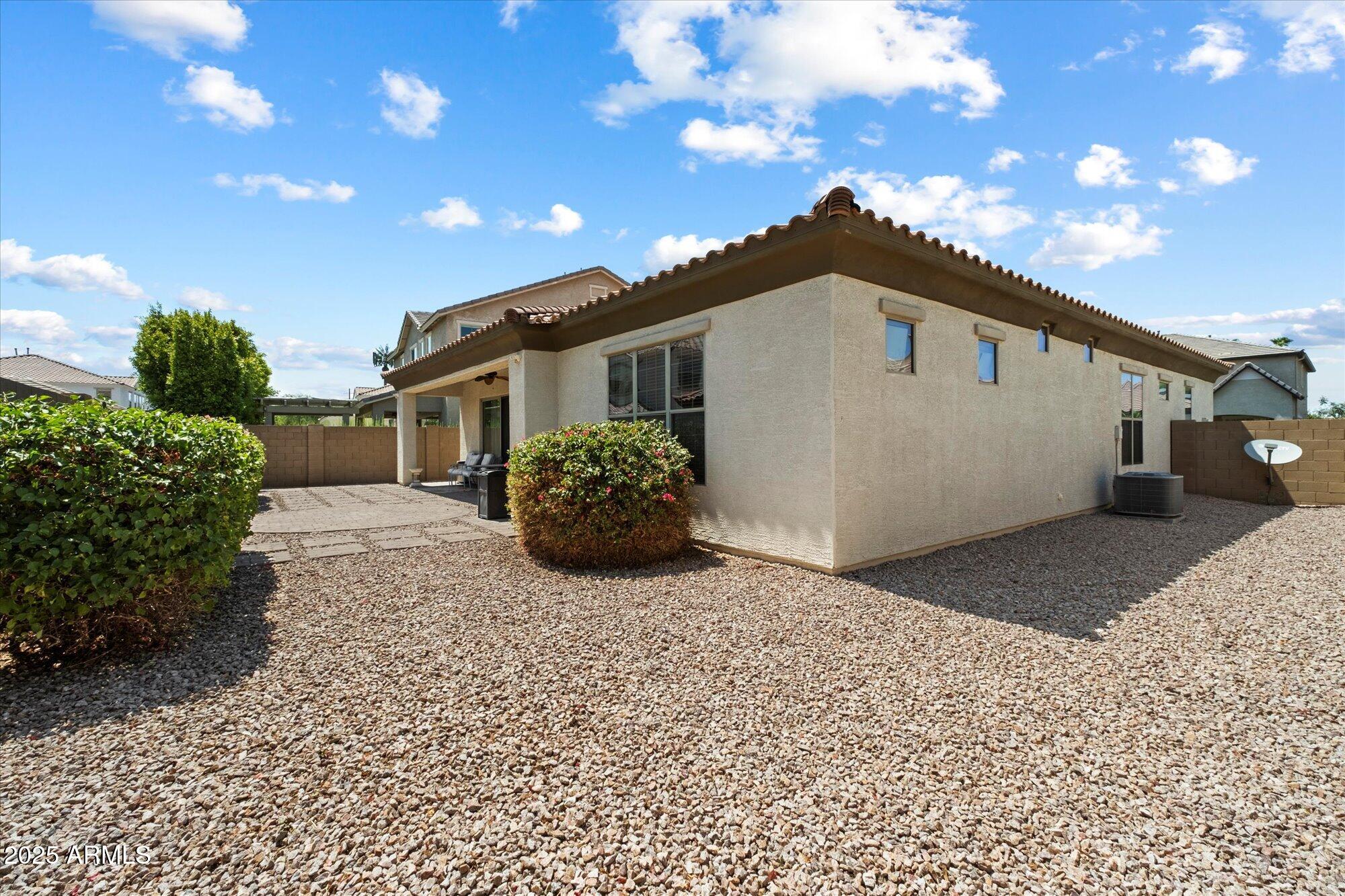 1495 W REDONDO Drive