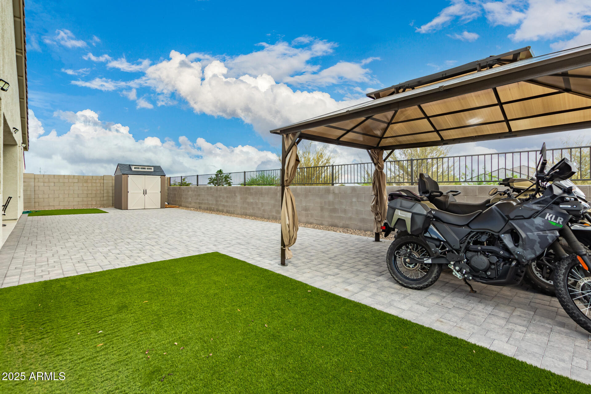 1167 W DESCANSO CANYON Drive