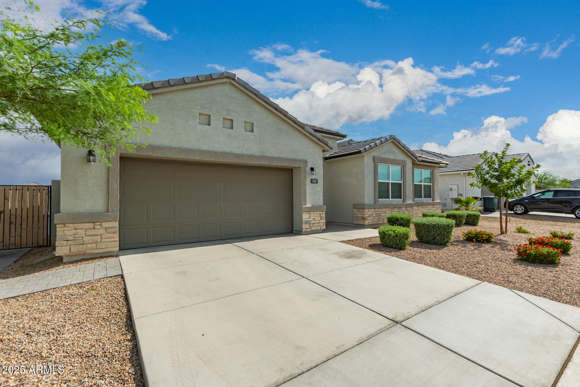 1167 W DESCANSO CANYON Drive