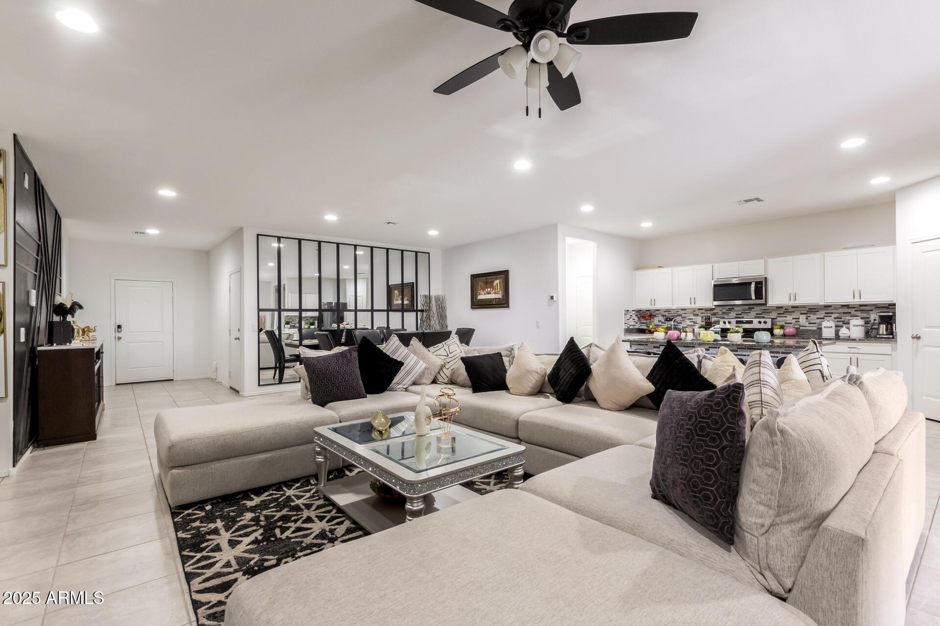 1167 W DESCANSO CANYON Drive