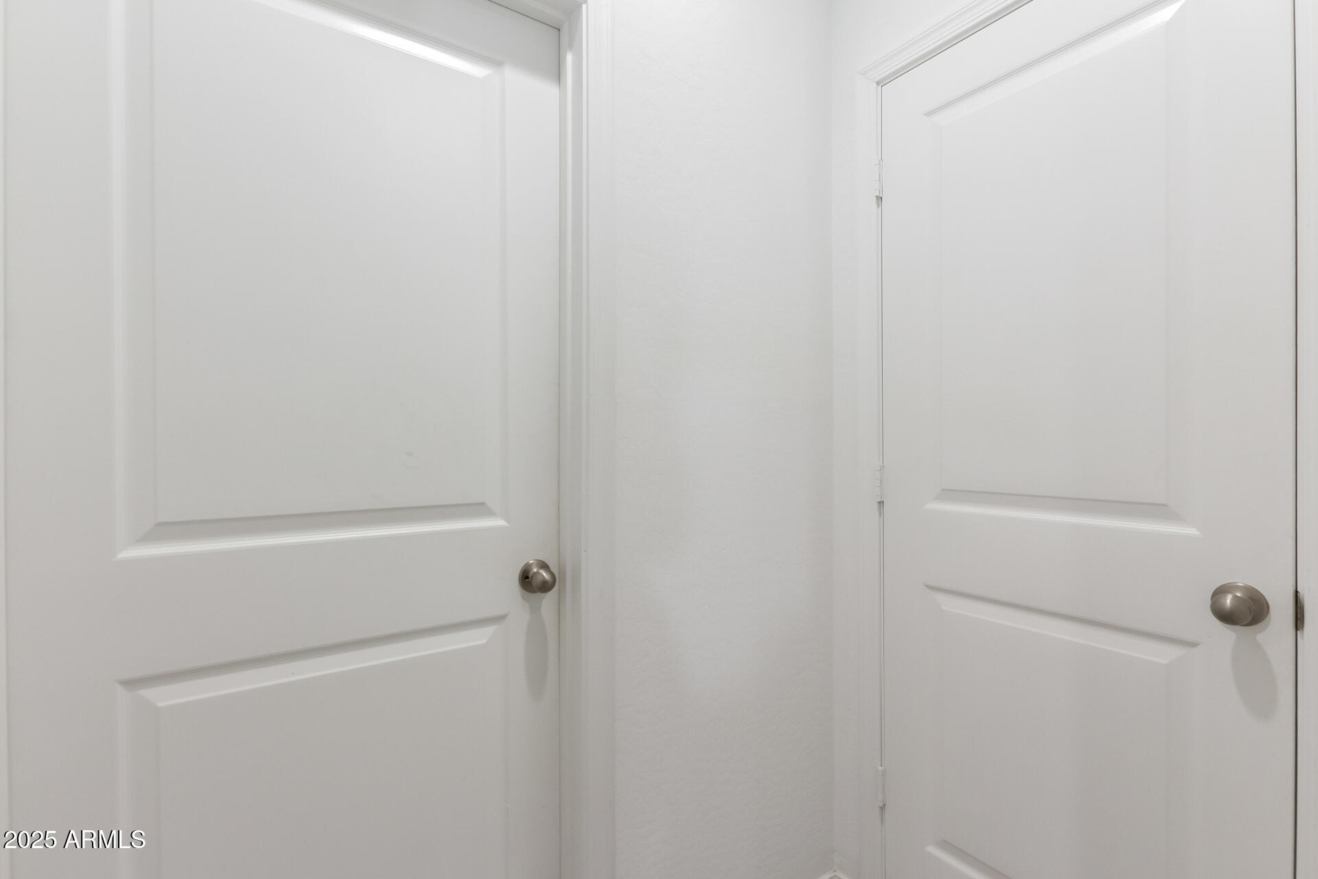 1167 W DESCANSO CANYON Drive