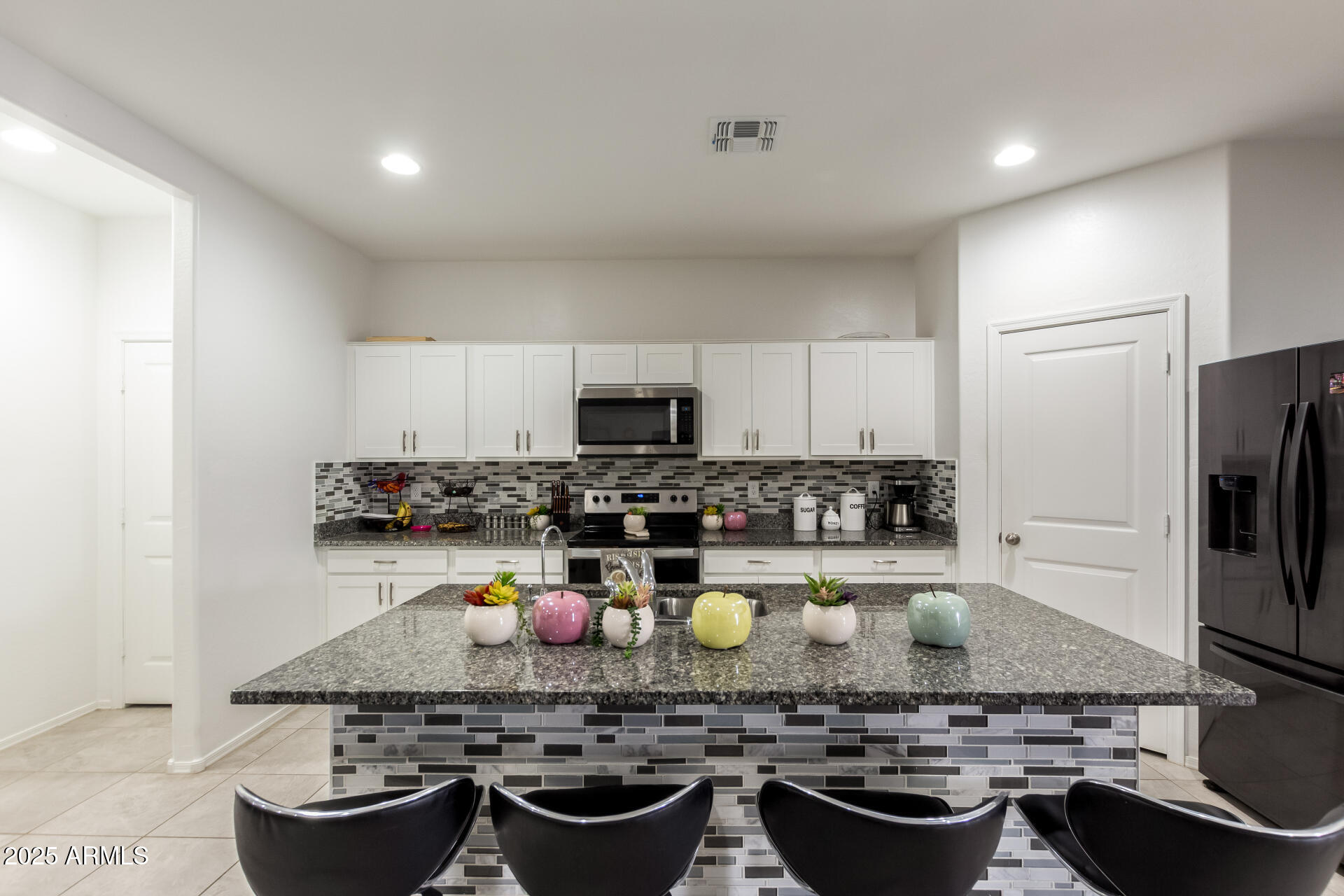 1167 W DESCANSO CANYON Drive