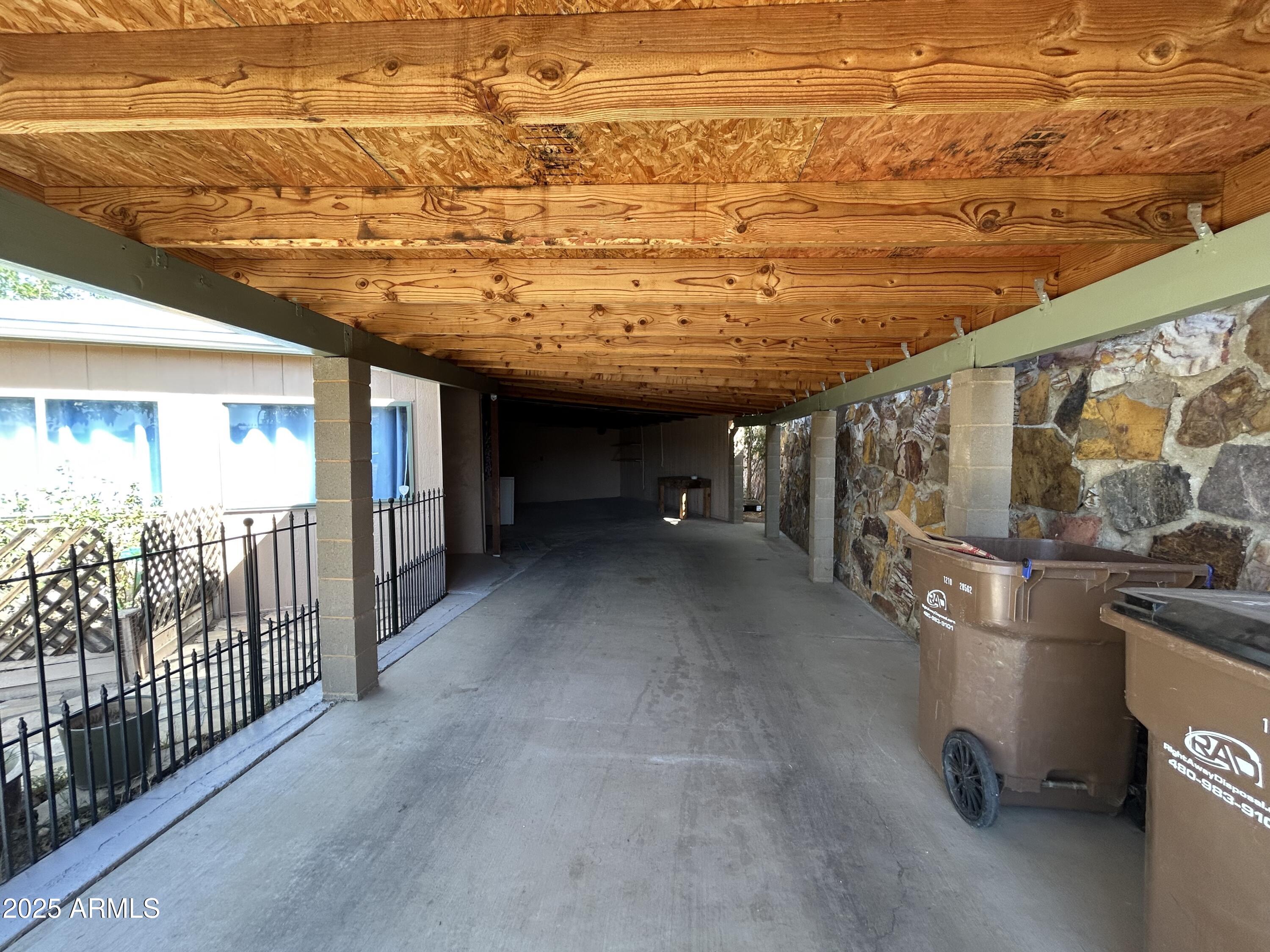 937 N HASKINS Terrace