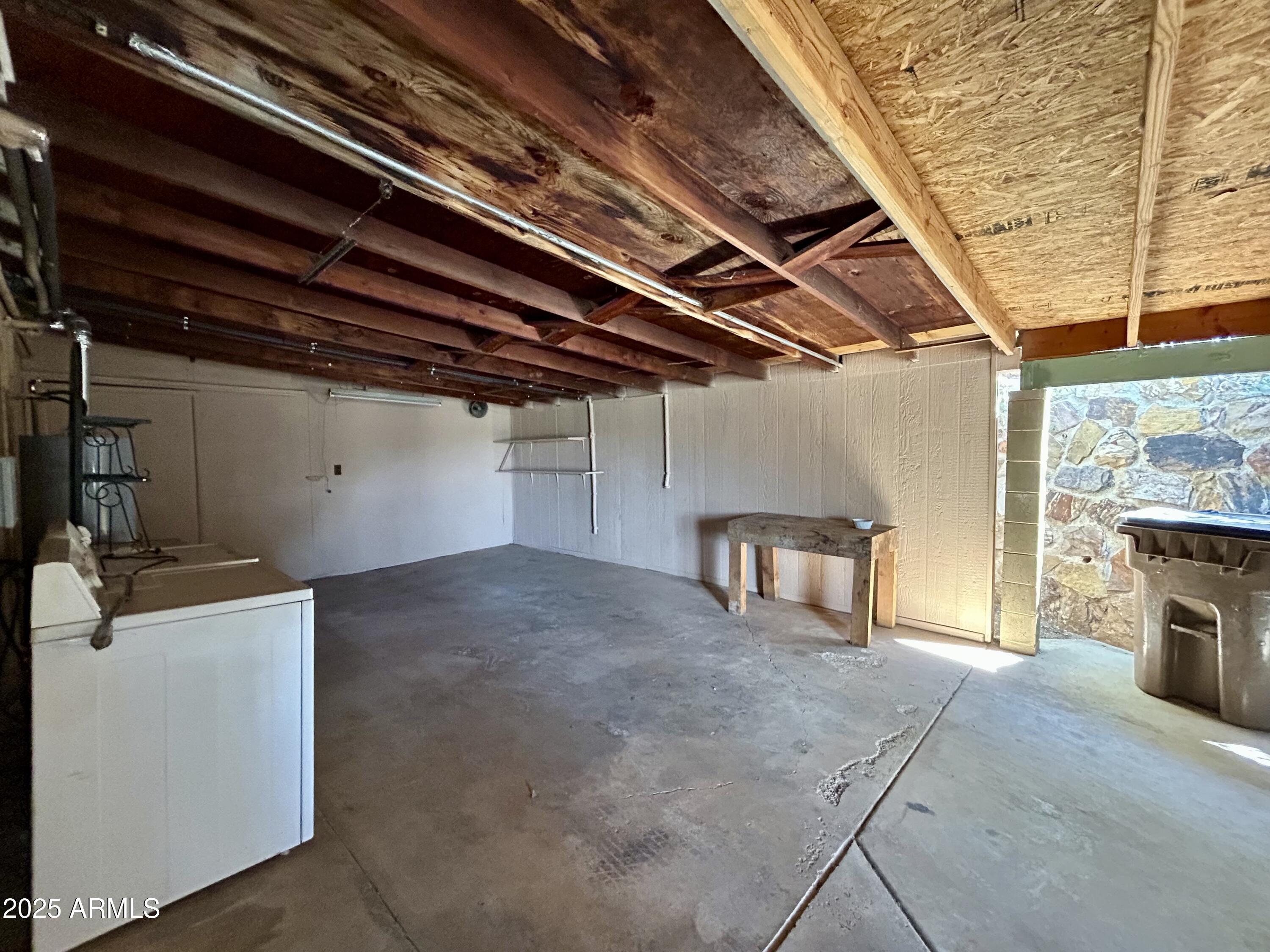 937 N HASKINS Terrace