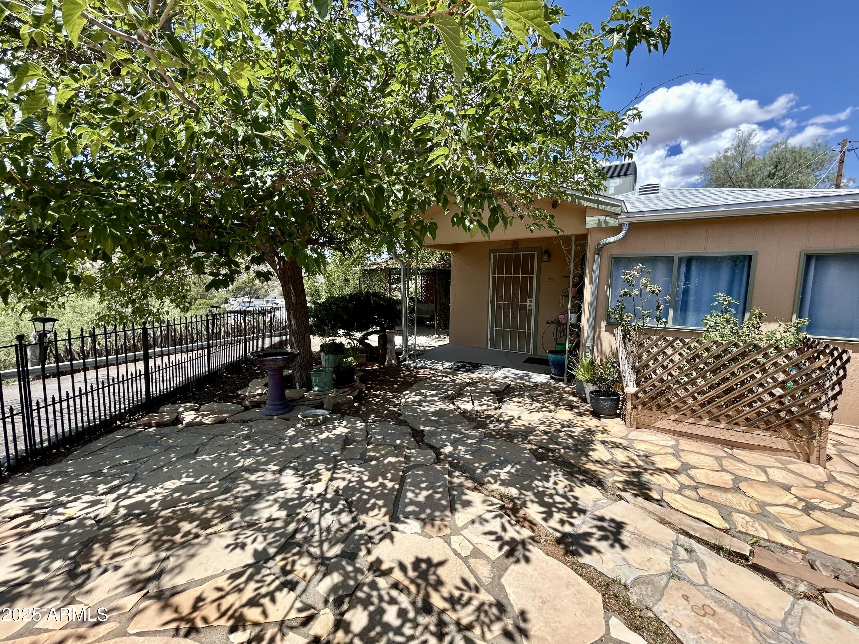 937 N HASKINS Terrace