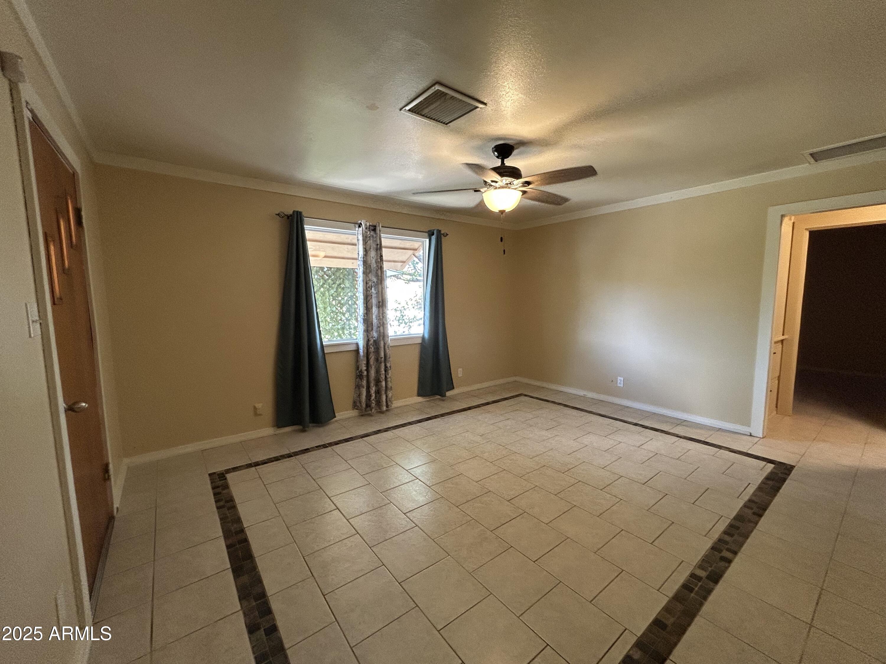 937 N HASKINS Terrace