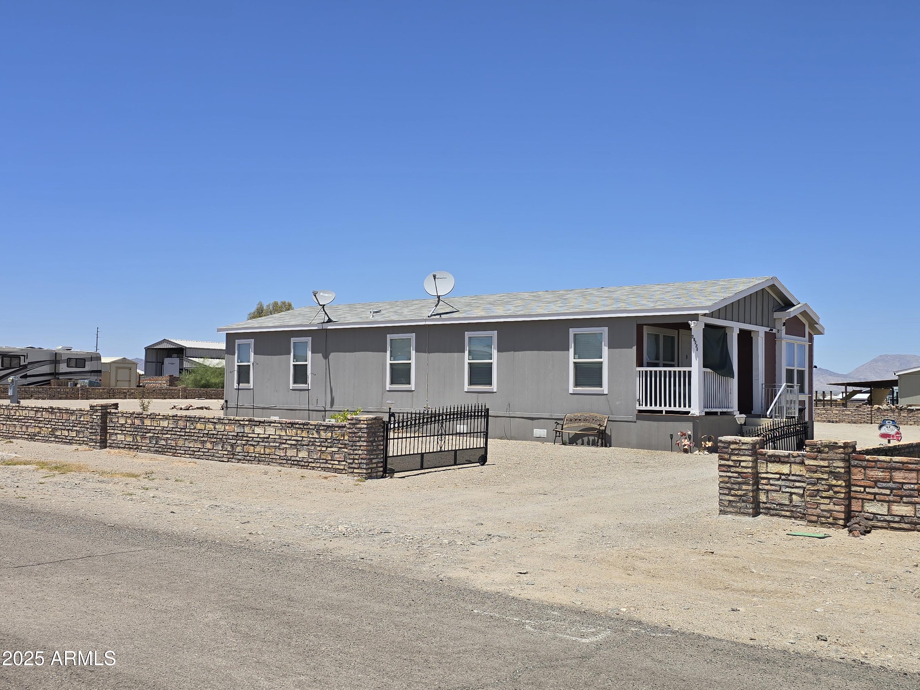 67881 Mesquite Avenue