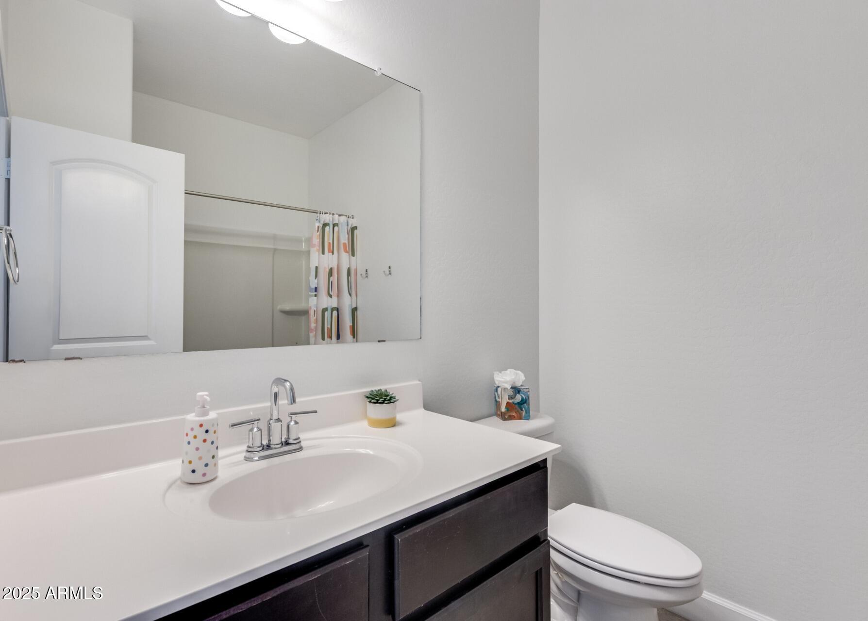 4750 E CHROMIUM Road