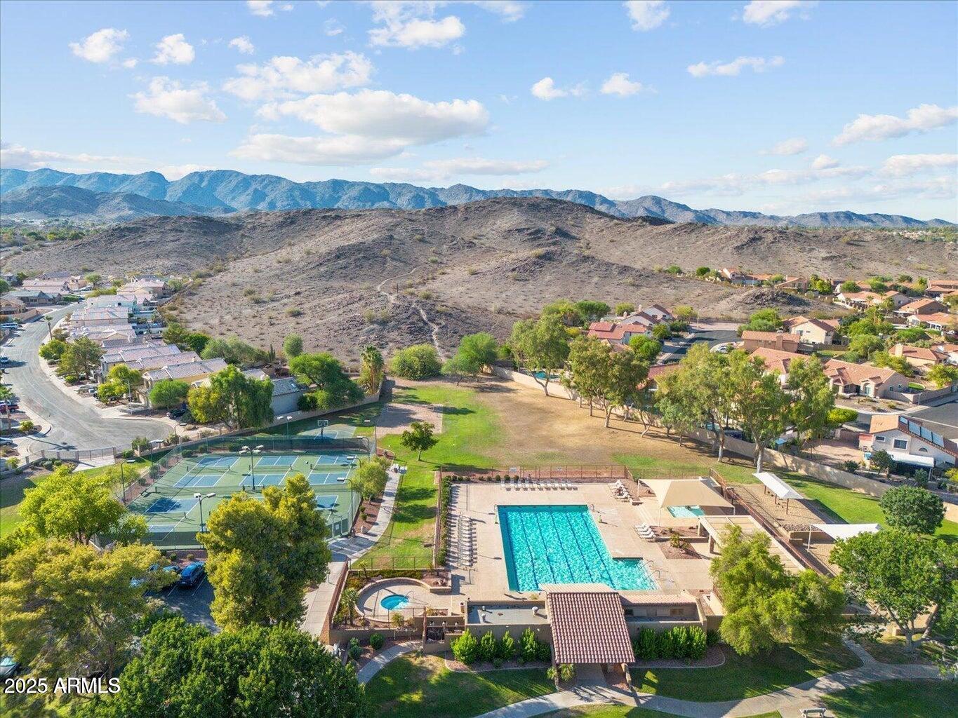 2302 E MOUNTAIN SKY Avenue