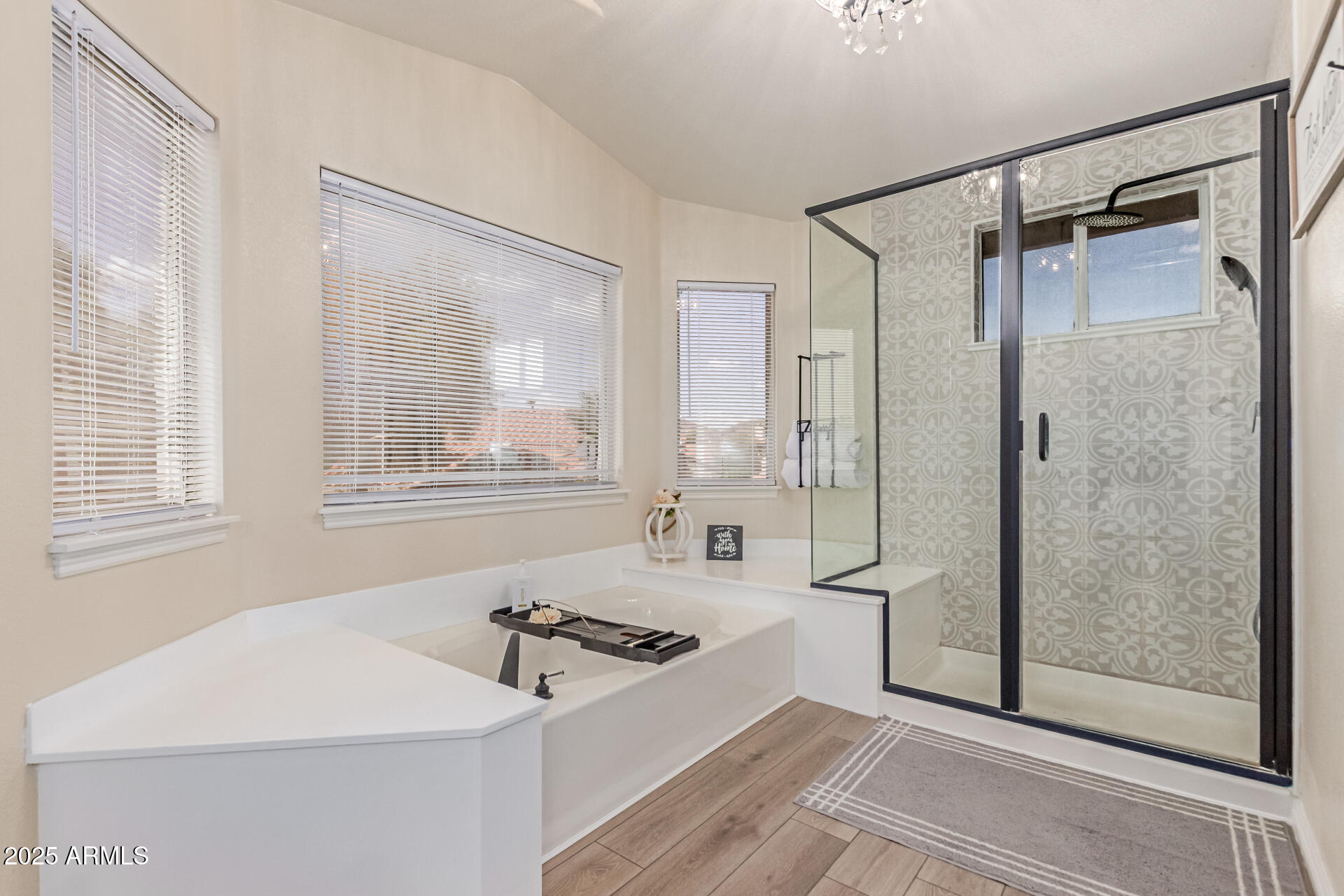 2302 E MOUNTAIN SKY Avenue