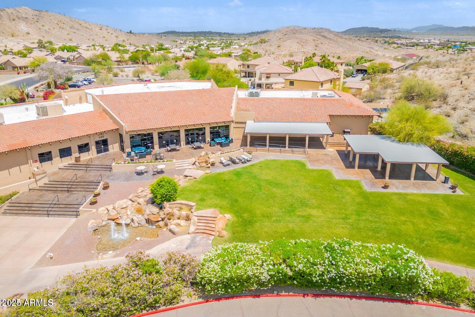 2302 E MOUNTAIN SKY Avenue