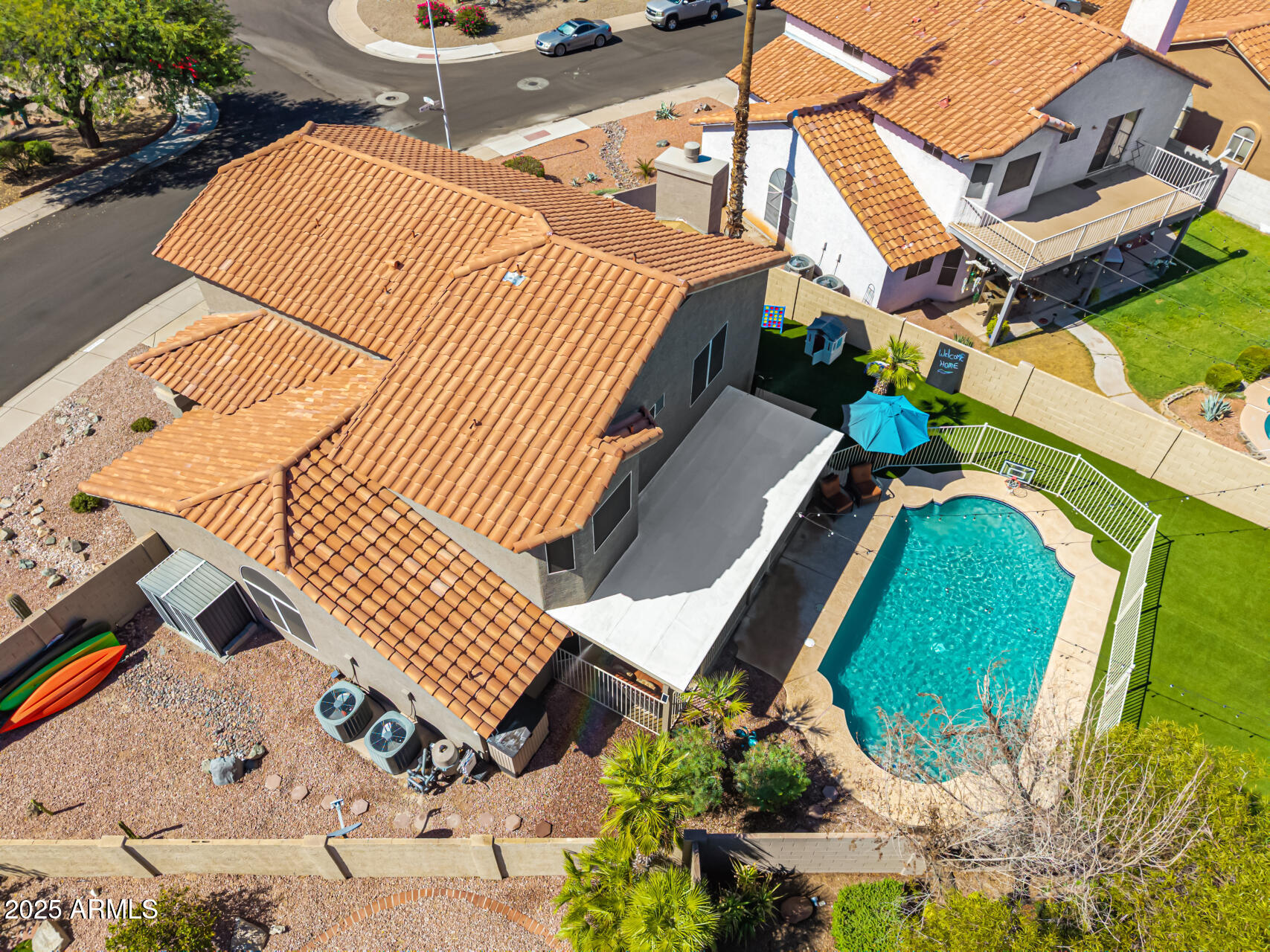 2302 E MOUNTAIN SKY Avenue