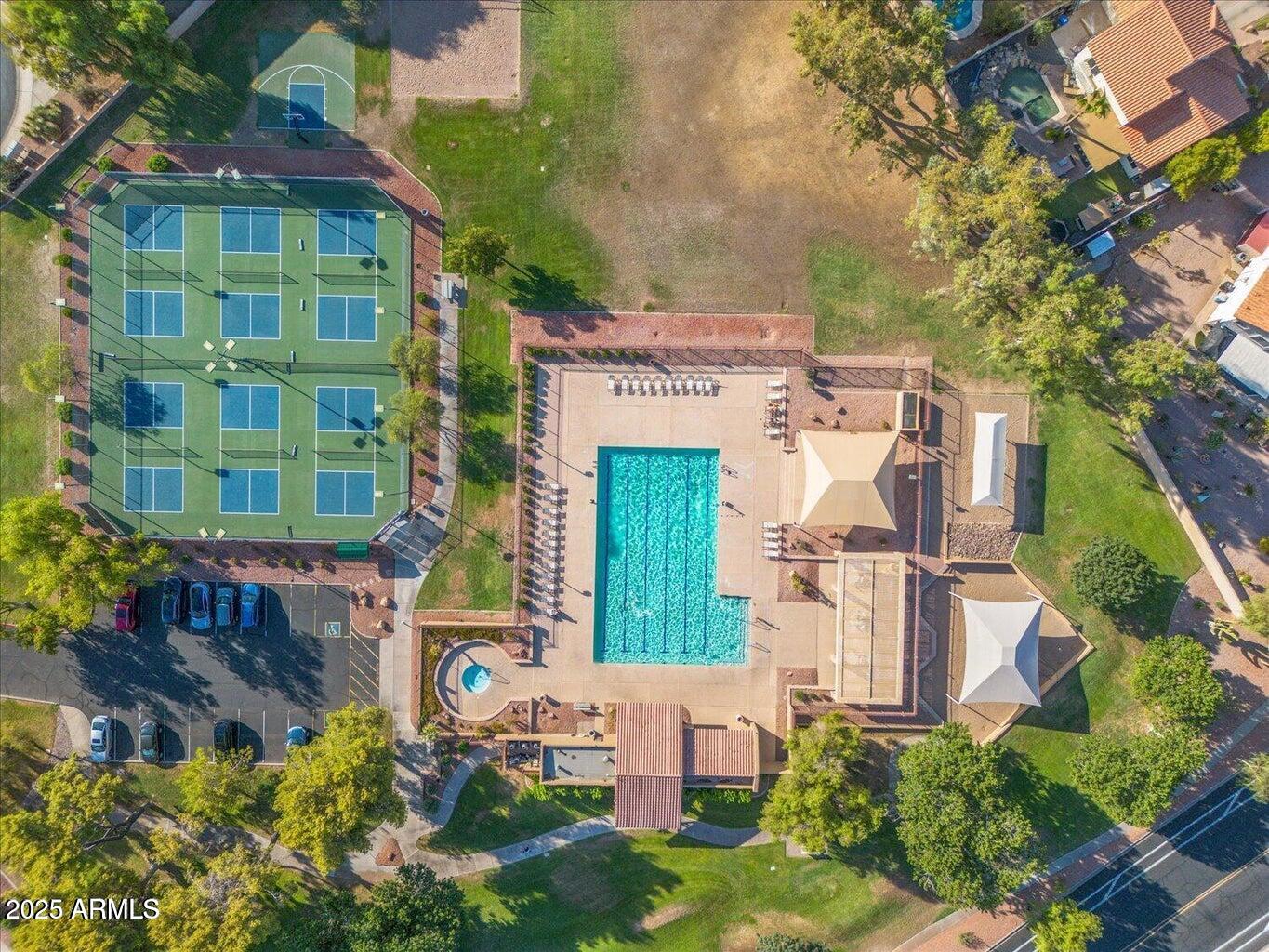 2302 E MOUNTAIN SKY Avenue