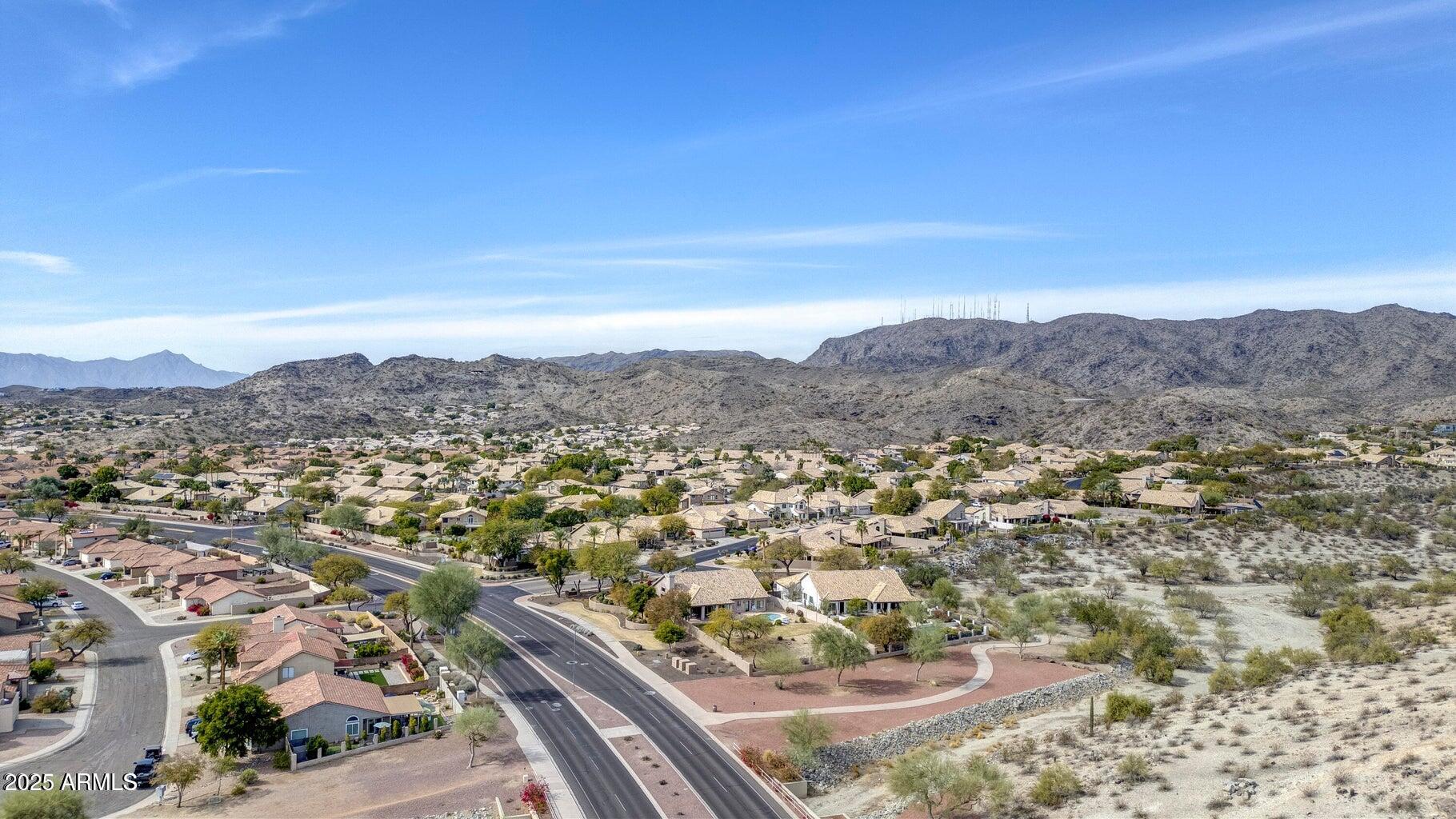 2302 E MOUNTAIN SKY Avenue