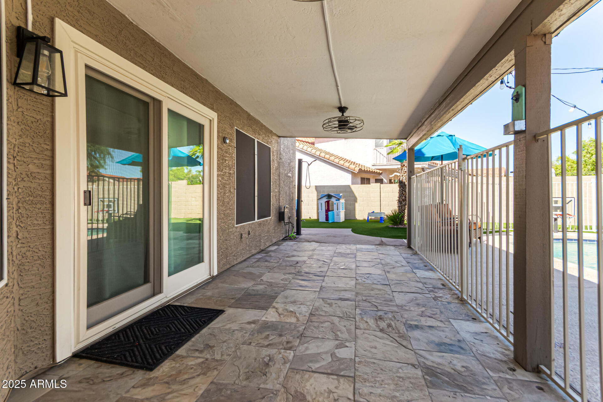 2302 E MOUNTAIN SKY Avenue